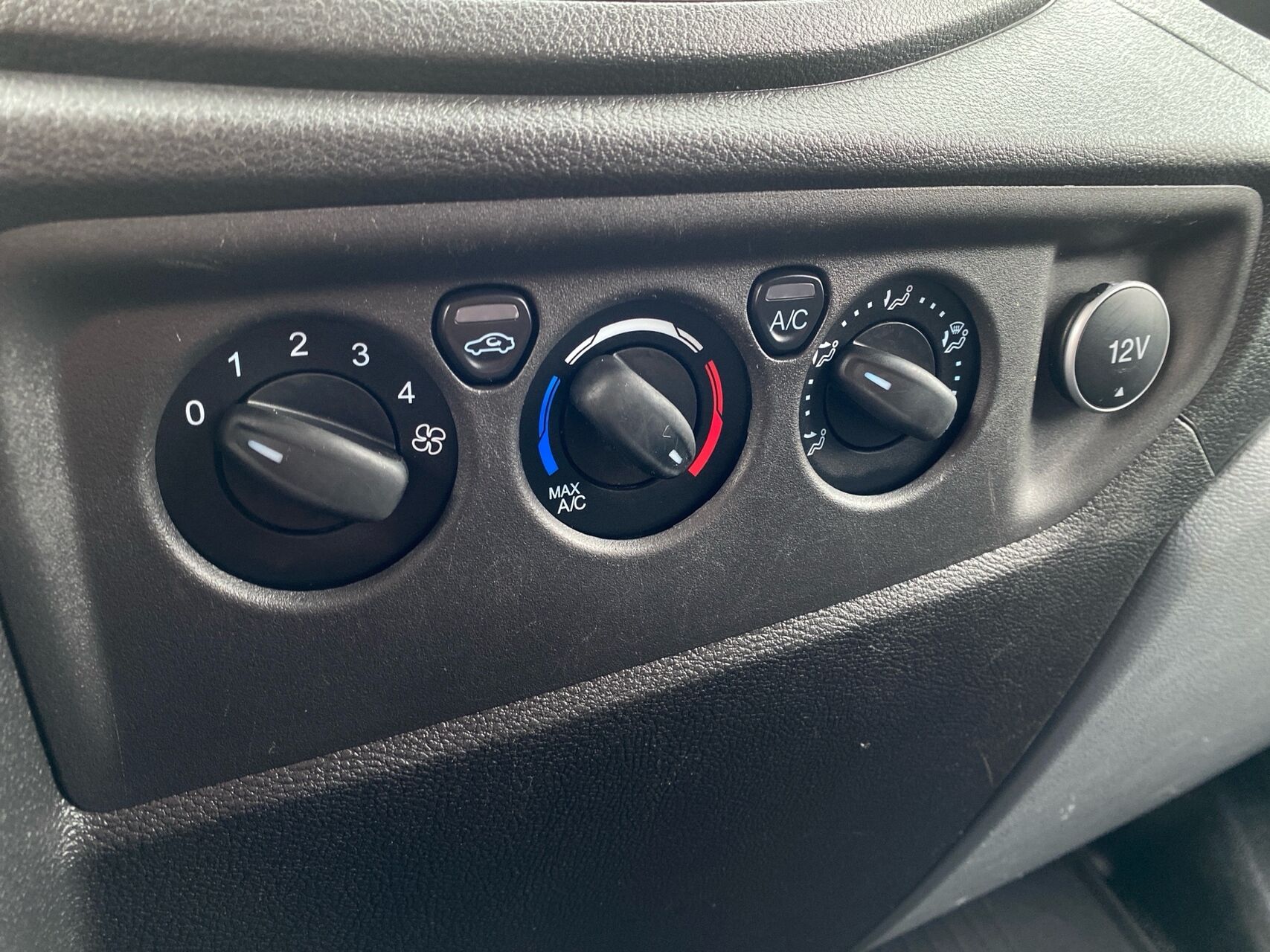 Billede af Ford Transit 350 L2H2 2,0 TDCi Trend 130HK Van 6g