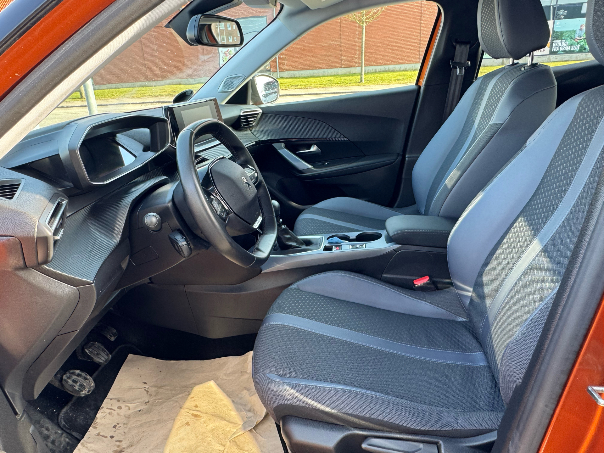 Billede af Peugeot 2008 1,5 BlueHDi Allure Pack 100HK 5d 6g