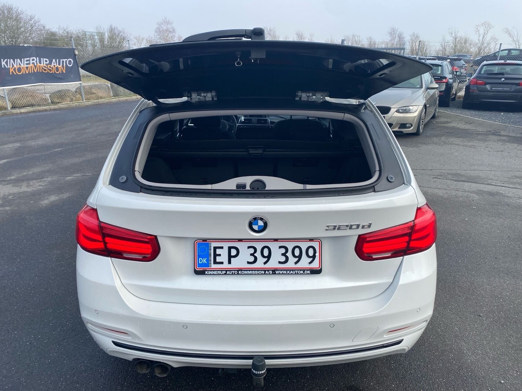 Billede af BMW 320d Touring 2,0 D Sport Line 190HK Stc 8g Aut.