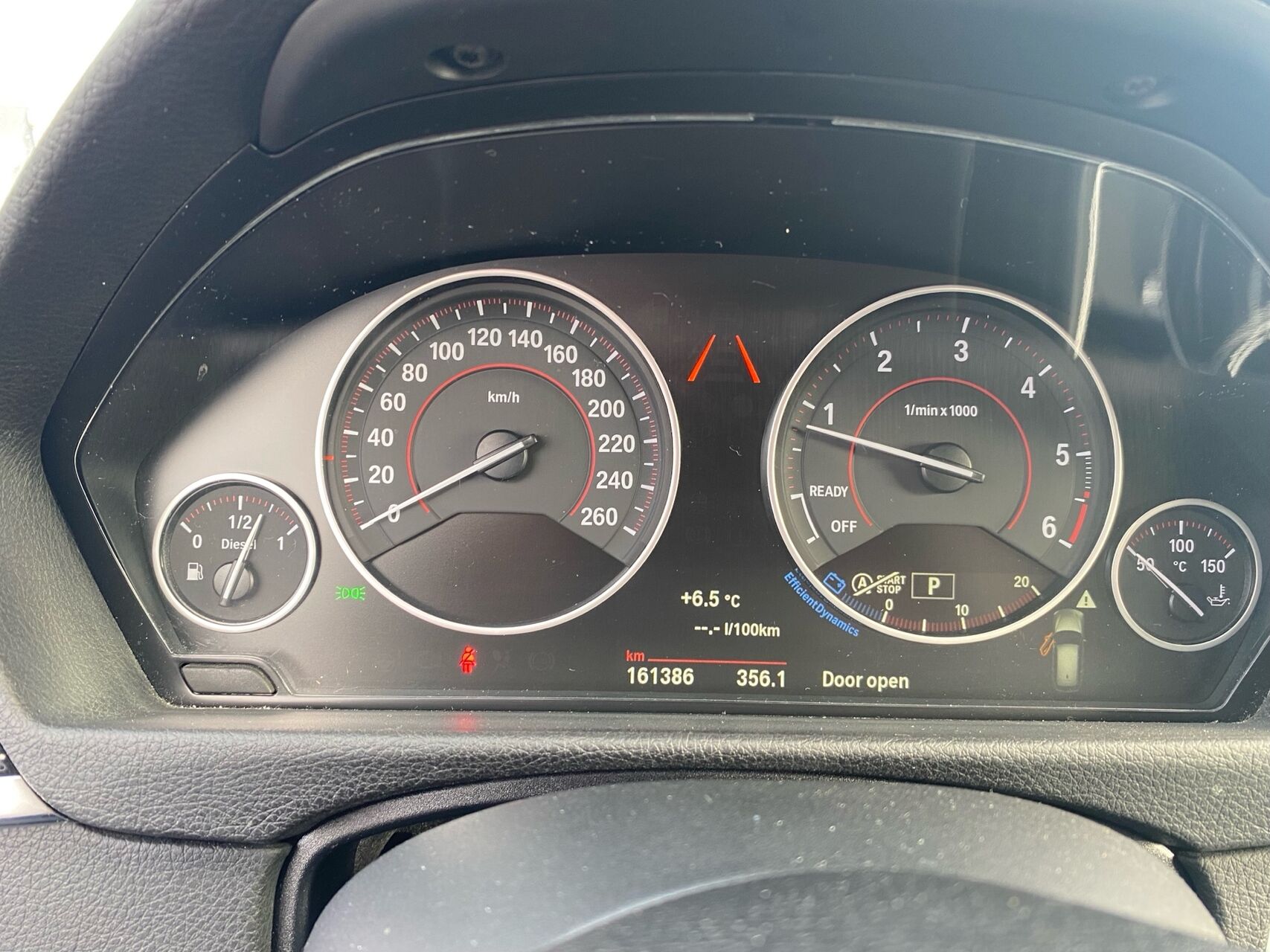 Billede af BMW 320d Touring 2,0 D Sport Line 190HK Stc 8g Aut.