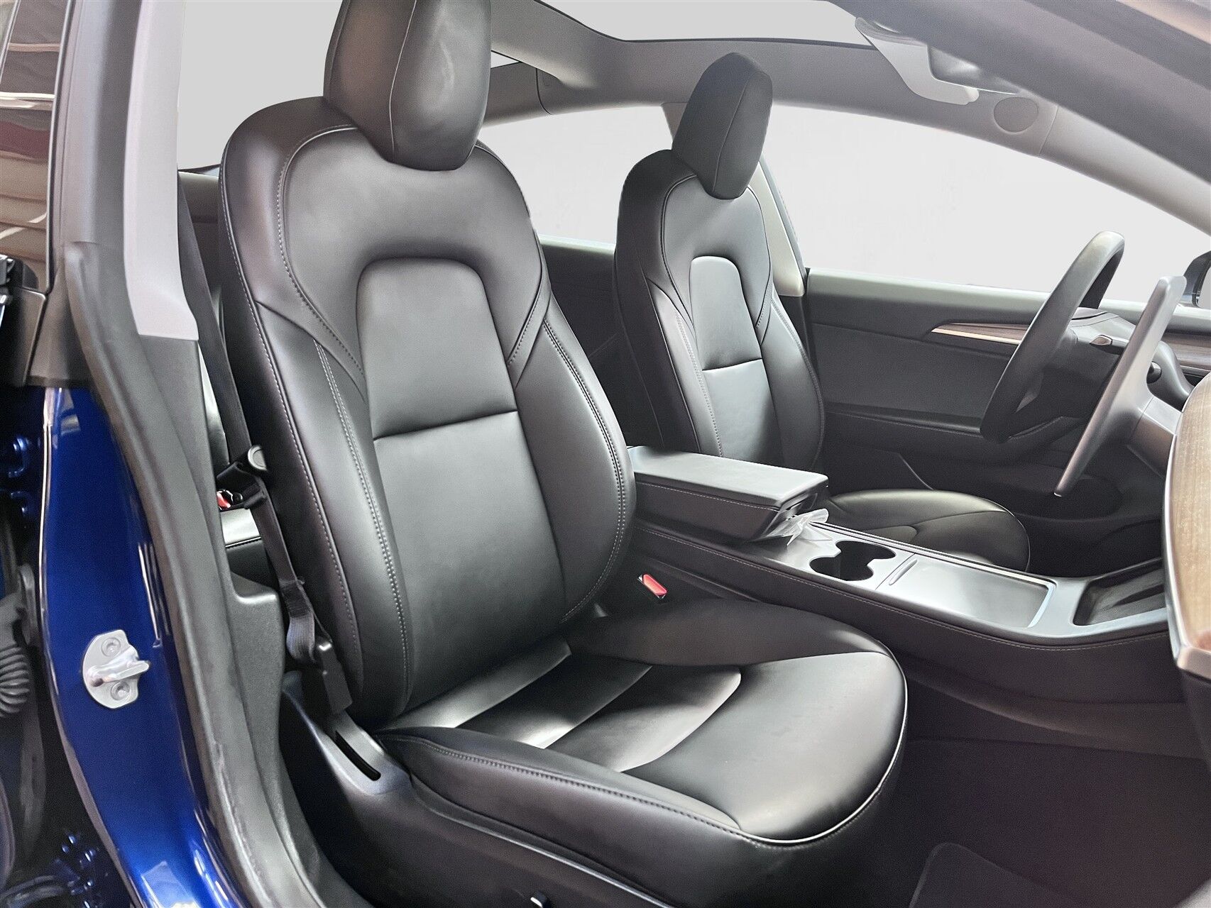 Billede af Tesla Model 3 EL Standard Range 283HK Aut.