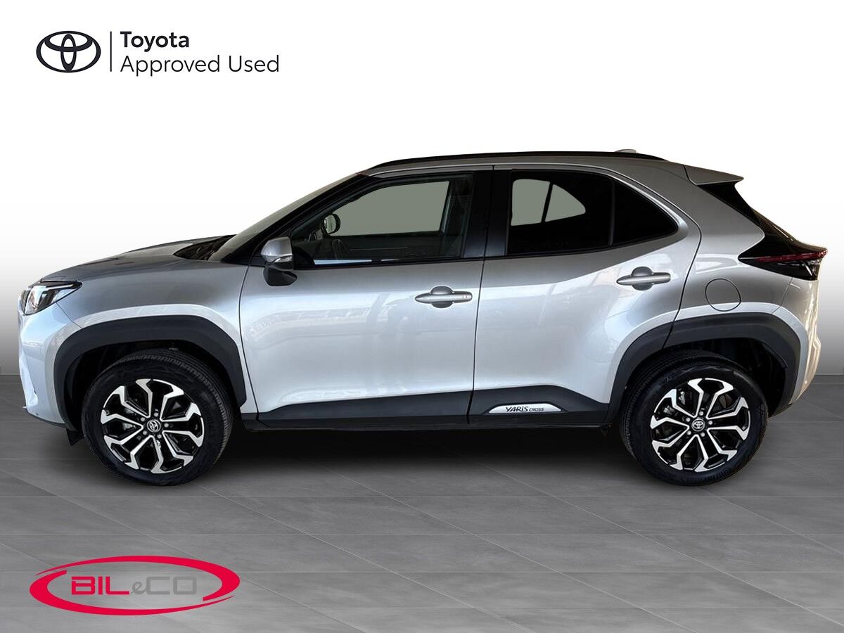 Billede af Toyota Yaris Cross 1,5 Hybrid Style Comfort 116HK 5d Trinl. Gear