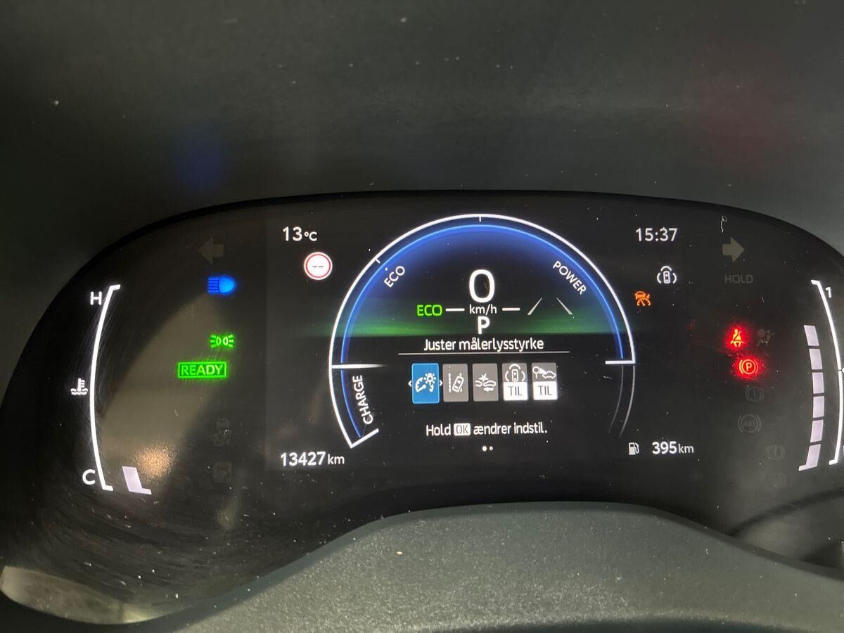 Billede af Toyota Yaris Cross 1,5 Hybrid Style Comfort 116HK 5d Trinl. Gear