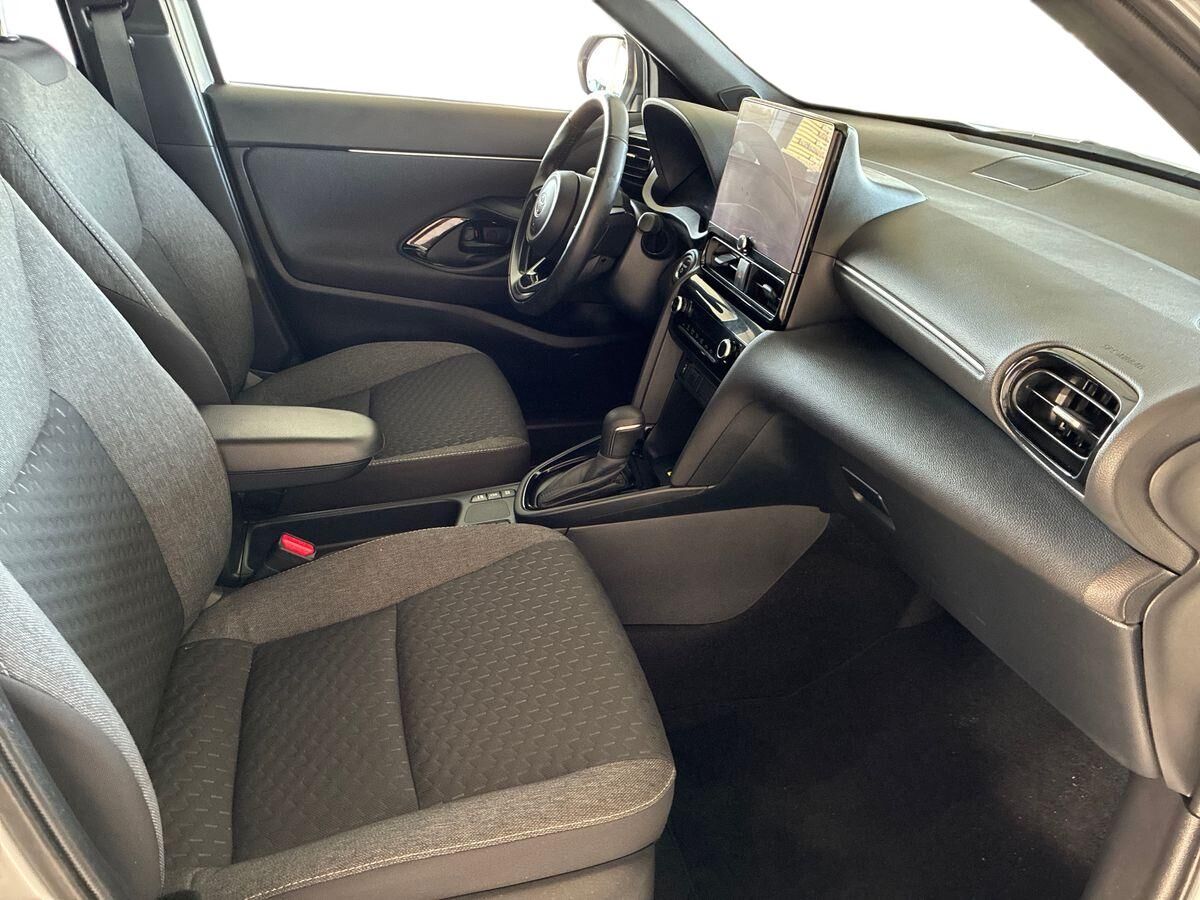 Billede af Toyota Yaris Cross 1,5 Hybrid Style Comfort 116HK 5d Trinl. Gear