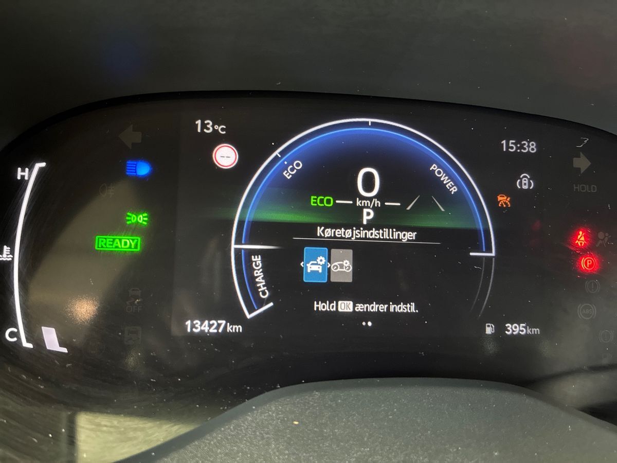 Billede af Toyota Yaris Cross 1,5 Hybrid Style Comfort 116HK 5d Trinl. Gear