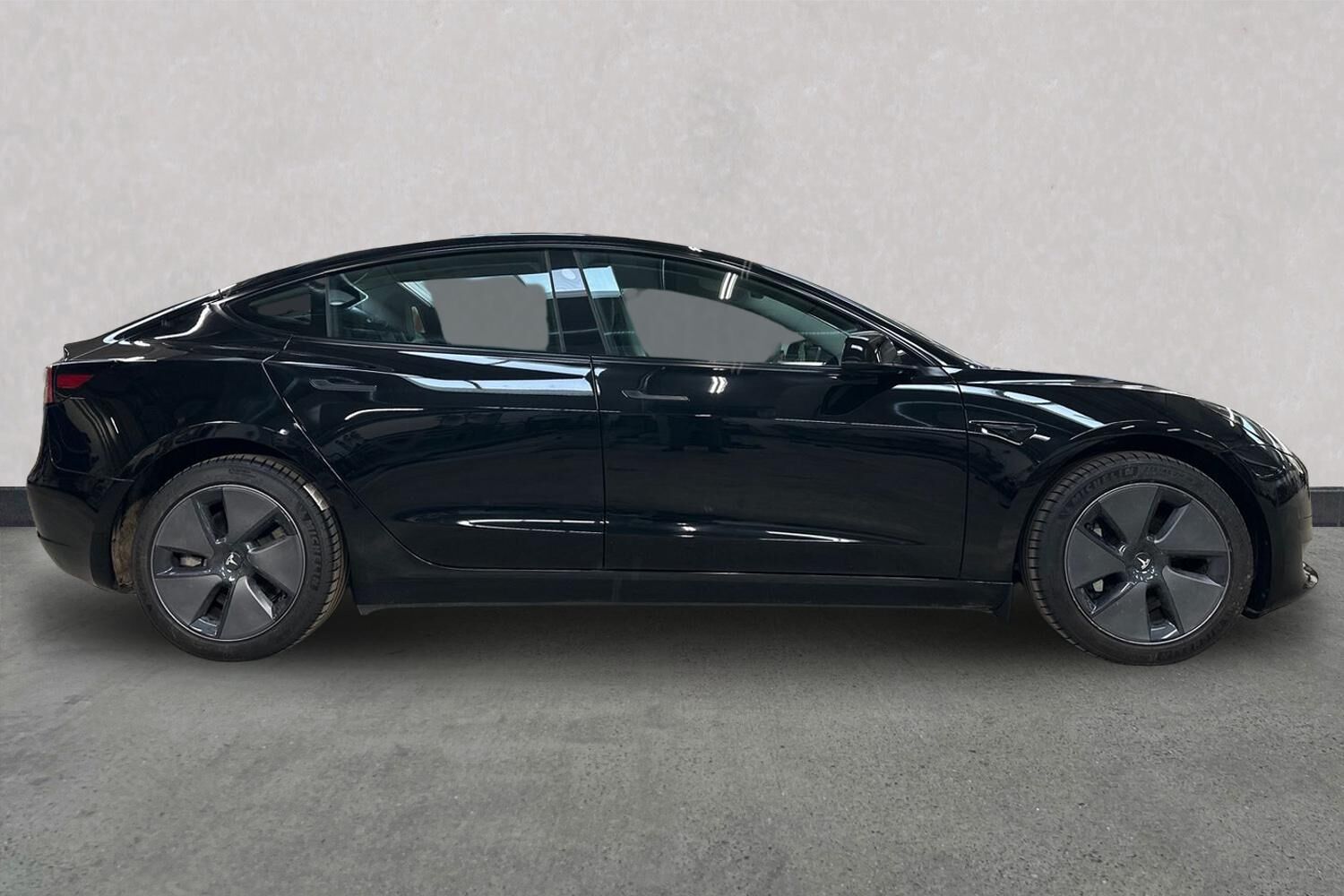 Billede af Tesla Model 3 EL Standard Range 283HK Aut.