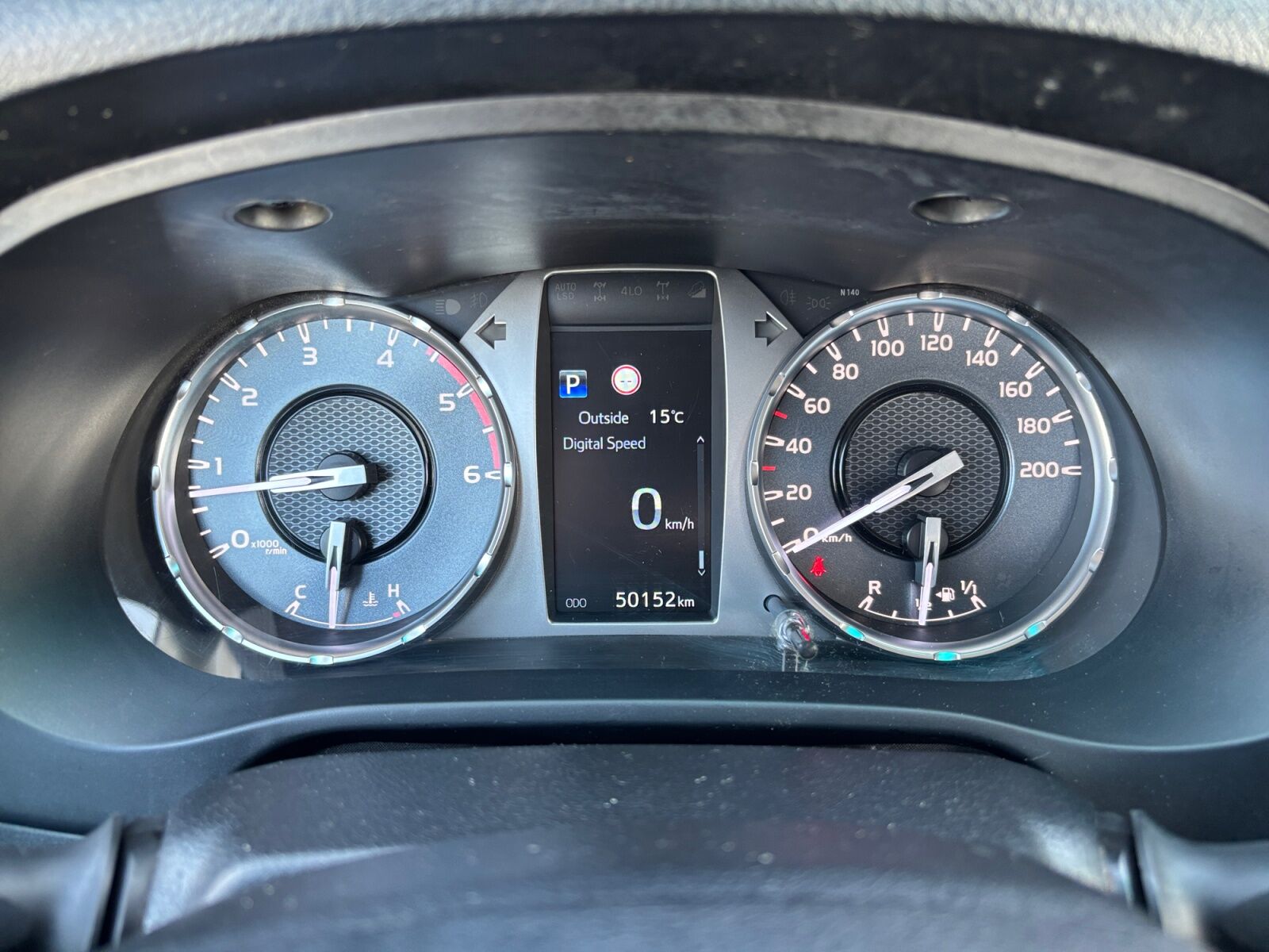 Billede af Toyota HiLux Extra Cab 2,8 D-4D T3 AWD 204HK Pick-Up Aut.