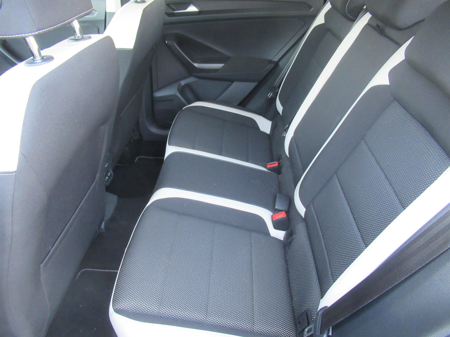 Billede af VW T-Roc 1,5 TSI ACT Sport Team DSG 150HK 5d 7g Aut.