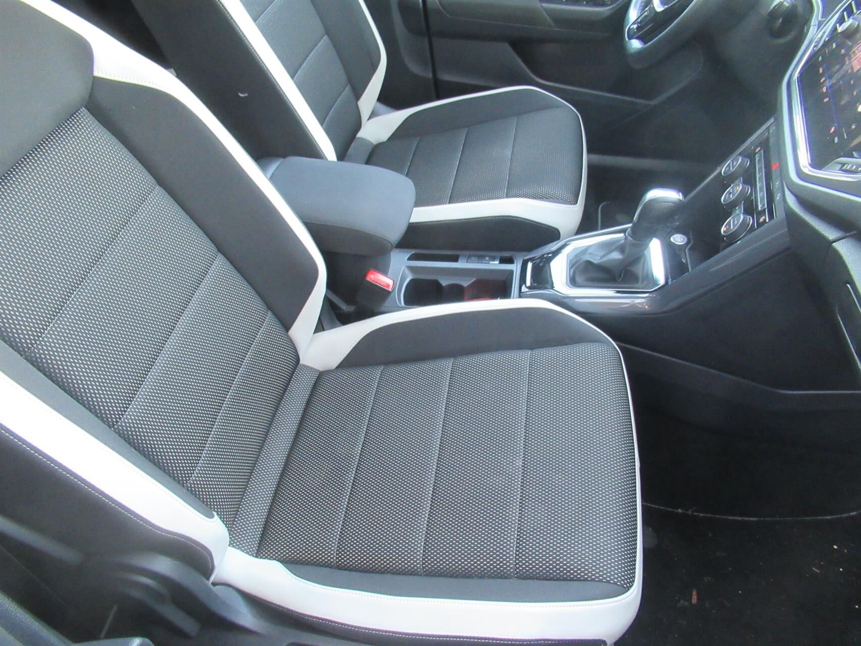 Billede af VW T-Roc 1,5 TSI ACT Sport Team DSG 150HK 5d 7g Aut.