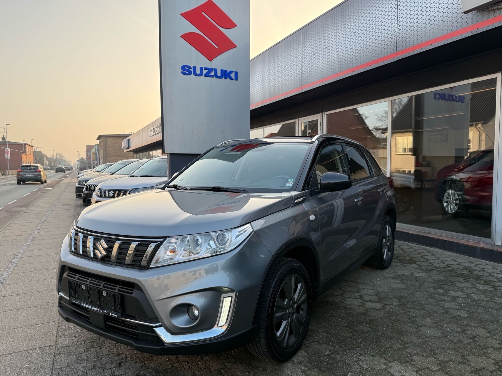 Billede af Suzuki Vitara 1,0 Boosterjet Active 112HK 5d