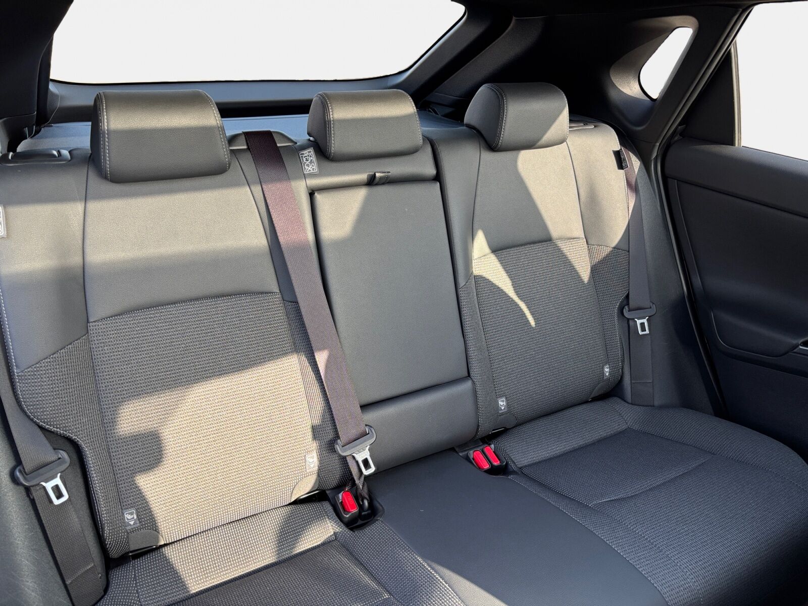 Billede af Toyota BZ4X EL Active Design AWD 218HK 5d Aut.