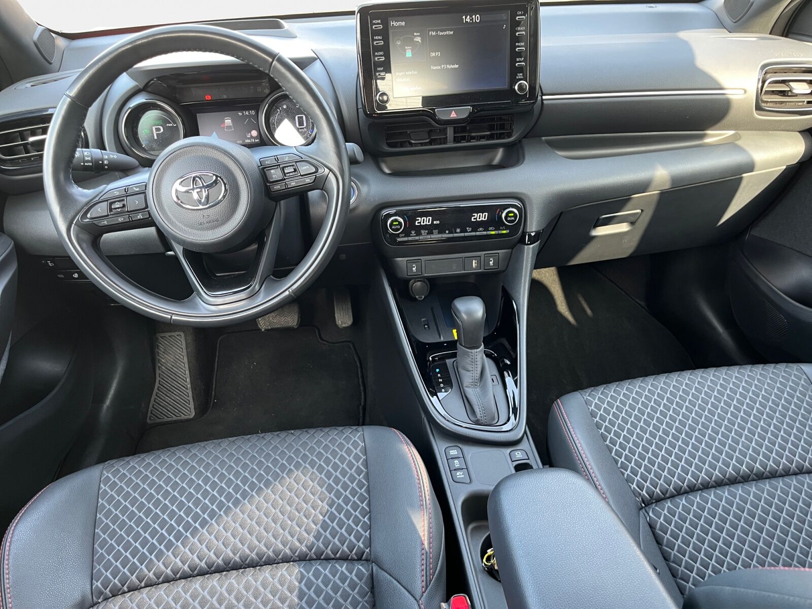 Billede af Toyota Yaris 1,5 Hybrid H3 Premier Edition 116HK 5d Trinl. Gear