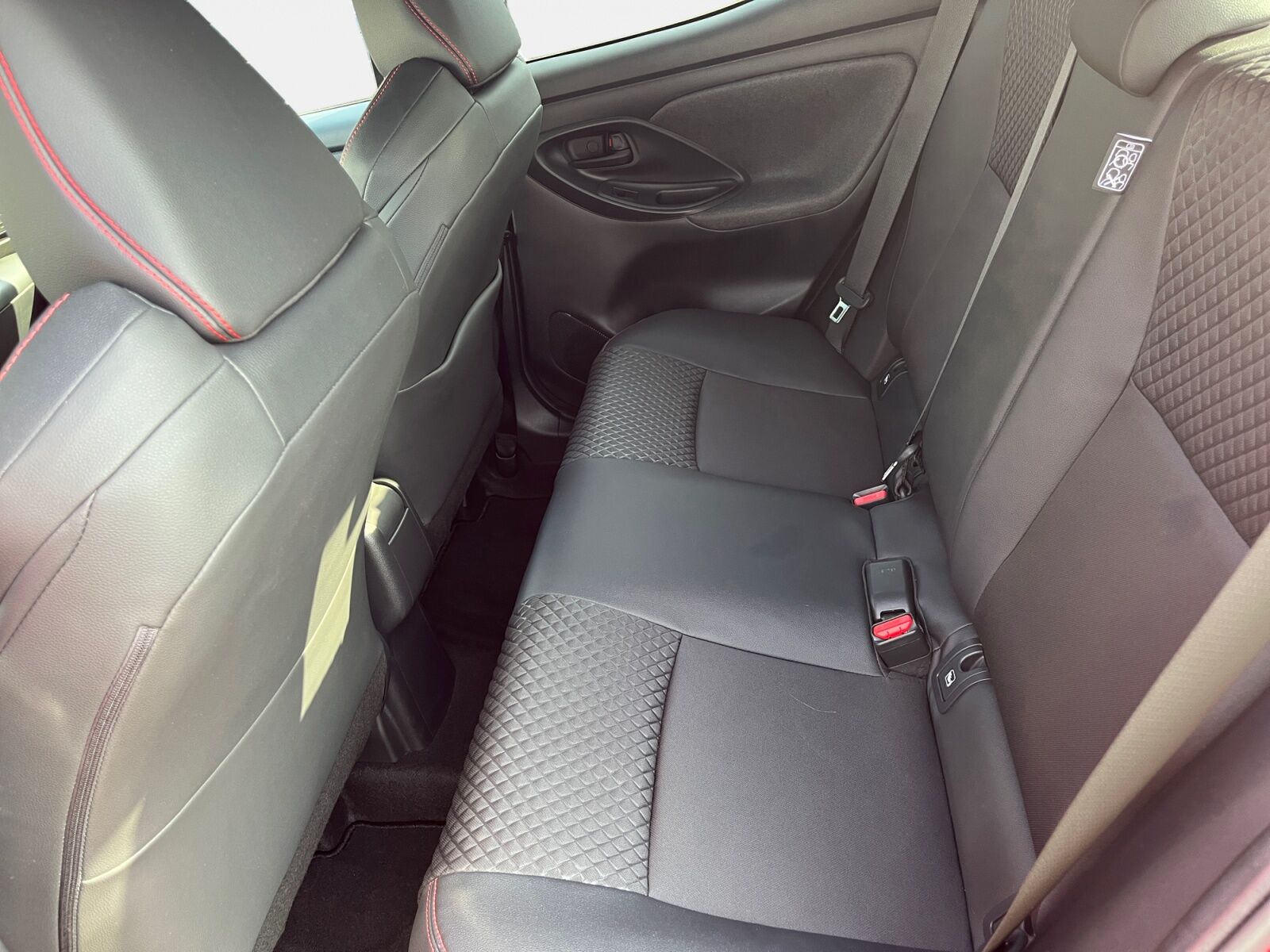 Billede af Toyota Yaris 1,5 Hybrid H3 Premier Edition 116HK 5d Trinl. Gear