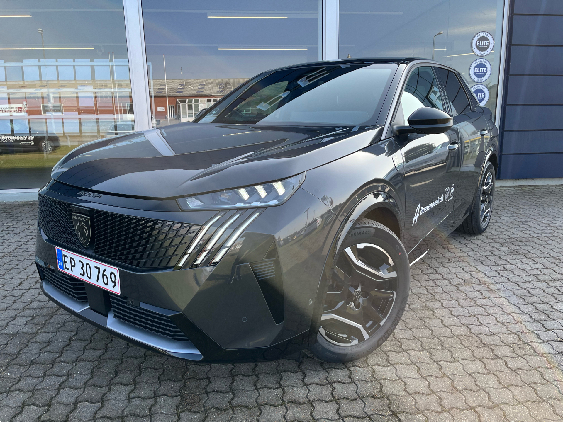 Billede af Peugeot e-3008 EL GT Pack 210HK 5d Aut.