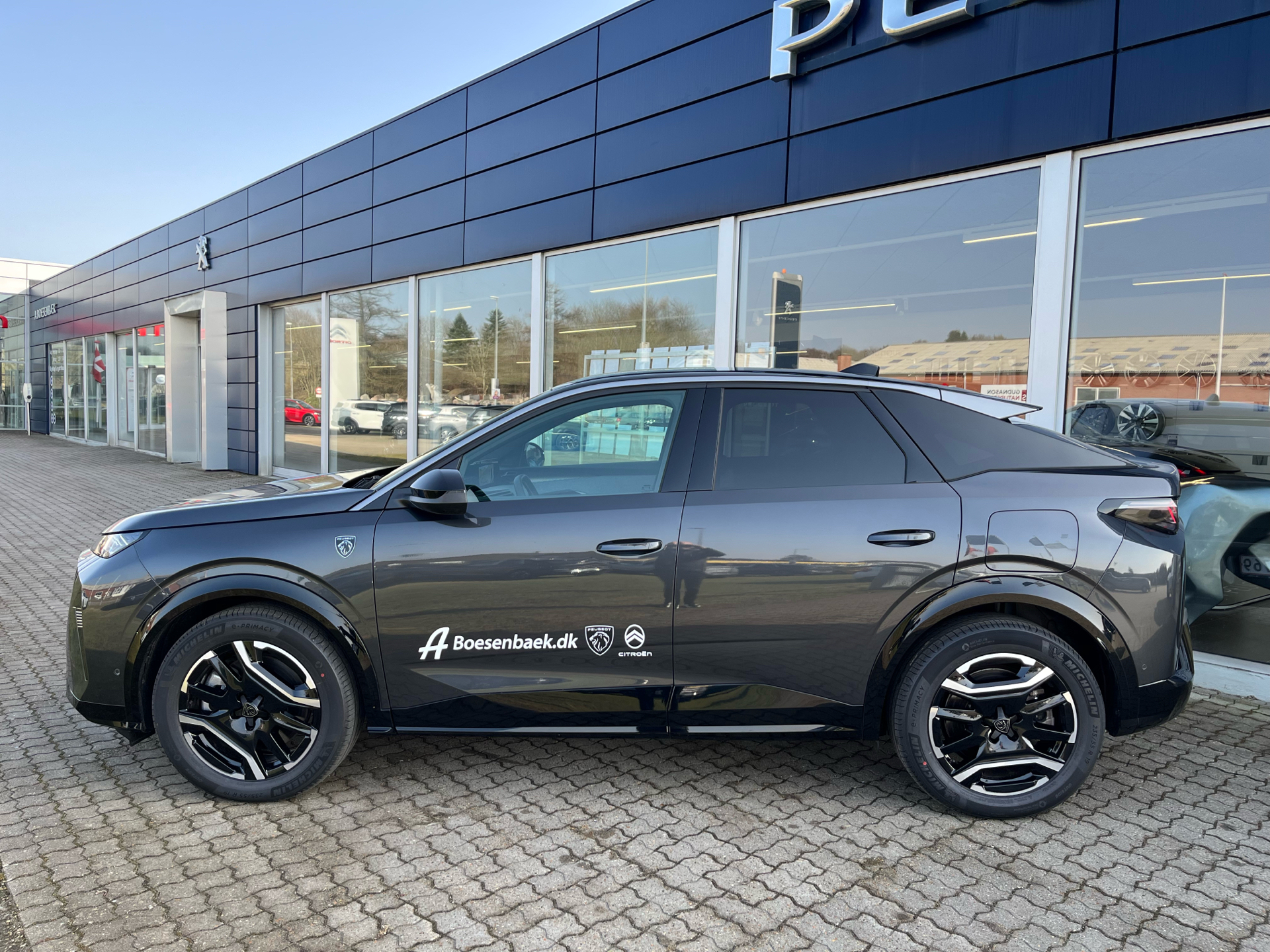 Billede af Peugeot e-3008 EL GT Pack 210HK 5d Aut.