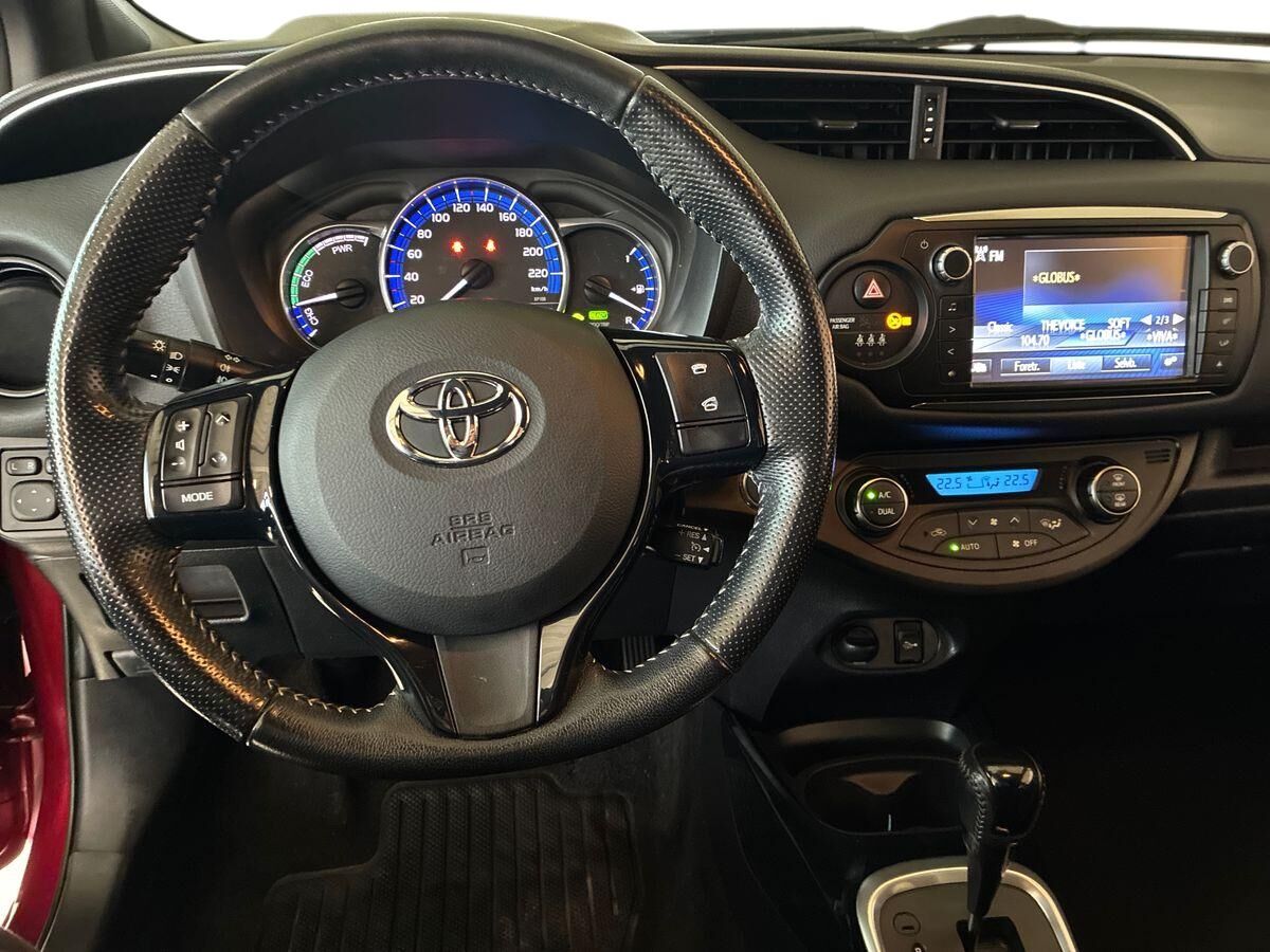 Billede af Toyota Yaris 1,5 Hybrid Spirit E-CVT 100HK 5d Trinl. Gear
