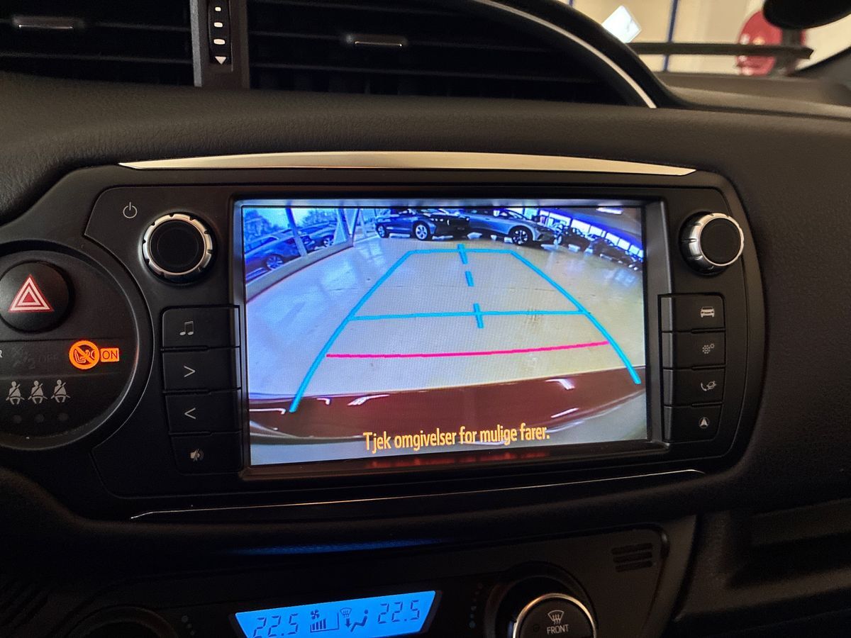 Billede af Toyota Yaris 1,5 Hybrid Spirit E-CVT 100HK 5d Trinl. Gear