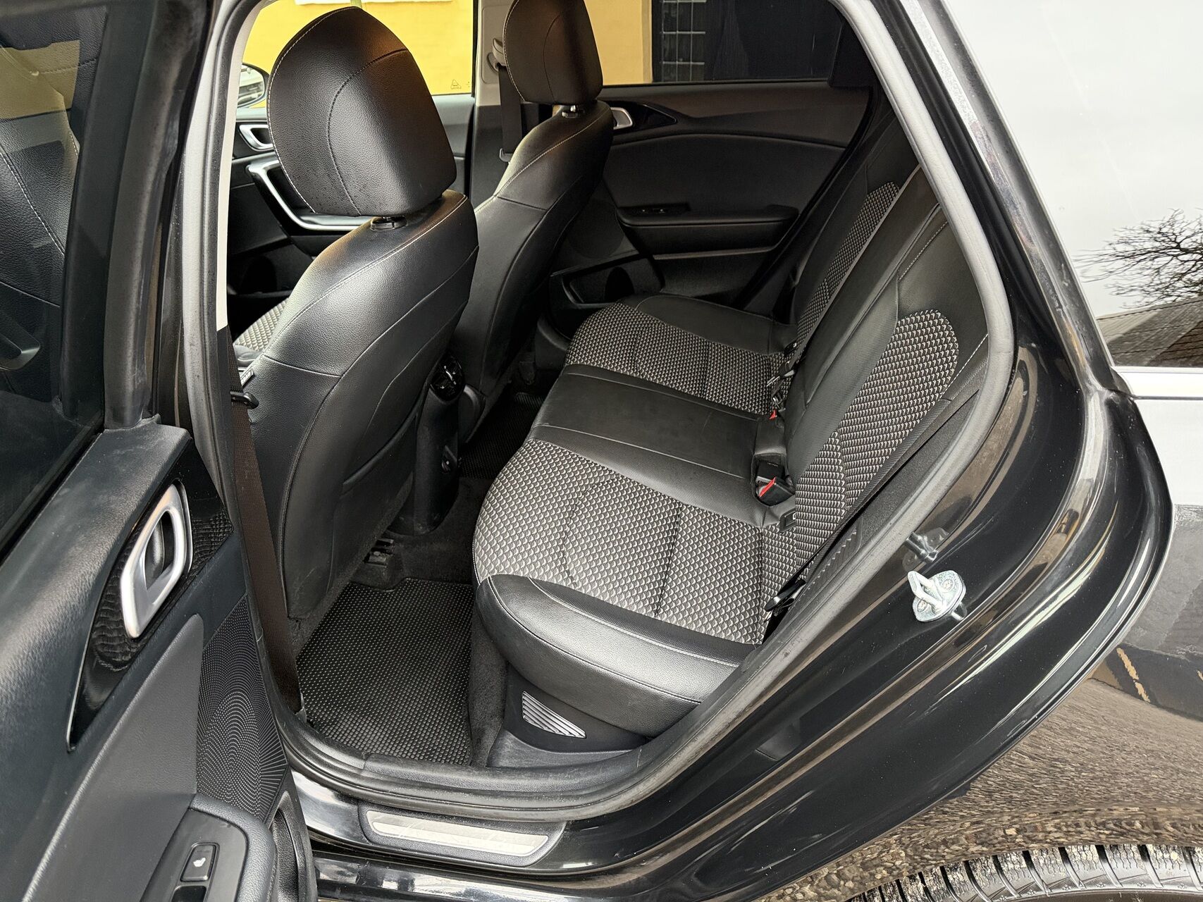 Billede af Kia Ceed SW 1,6 GDI PHEV  Plugin-hybrid Upgrade DCT 141HK Stc 6g Aut.