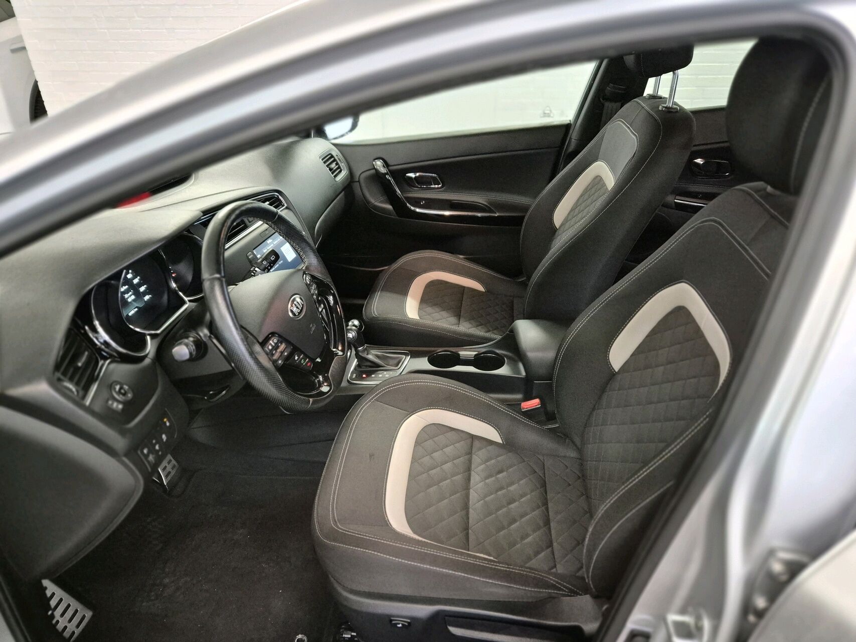 Billede af Kia Ceed SW 1,6 CRDI GT-Line Limited DCT 136HK Stc 7g Aut.