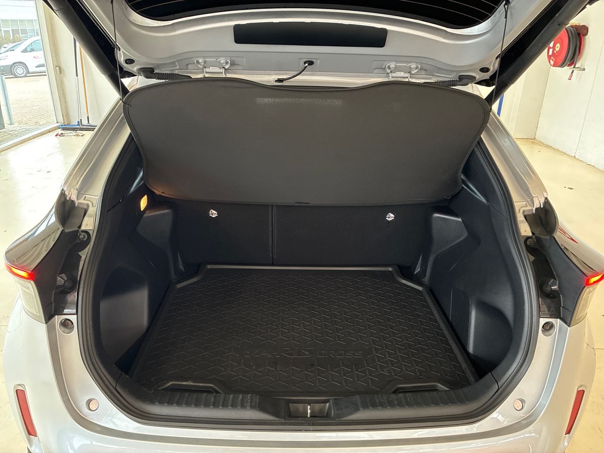 Billede af Toyota Yaris Cross 1,5 Hybrid Style Technology Plus 116HK 5d Trinl. Gear