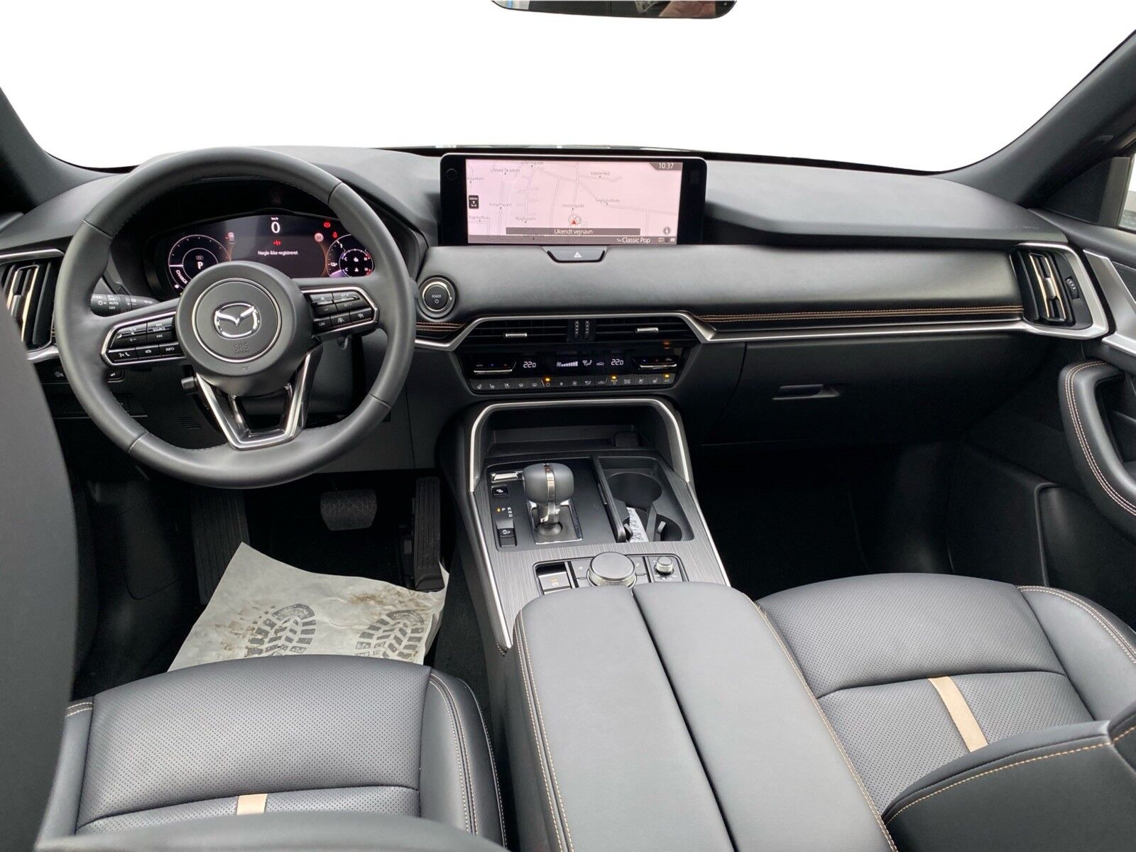 Billede af Mazda CX-80 2,5 e-Skyactiv-G  Hybrid Homura AWD 327HK 5d 8g Aut.