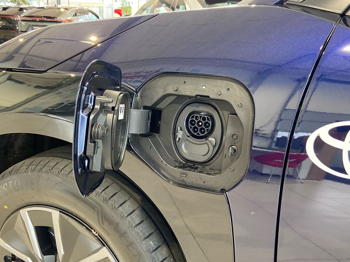 Billede af Toyota BZ4X EL Executive AWD 343HK 5d Aut.