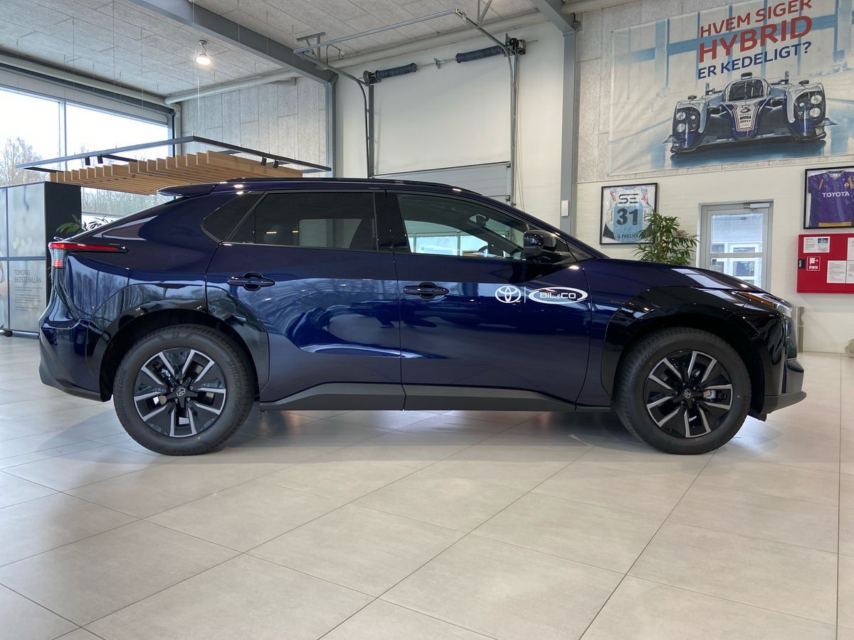 Billede af Toyota BZ4X EL Executive AWD 343HK 5d Aut.