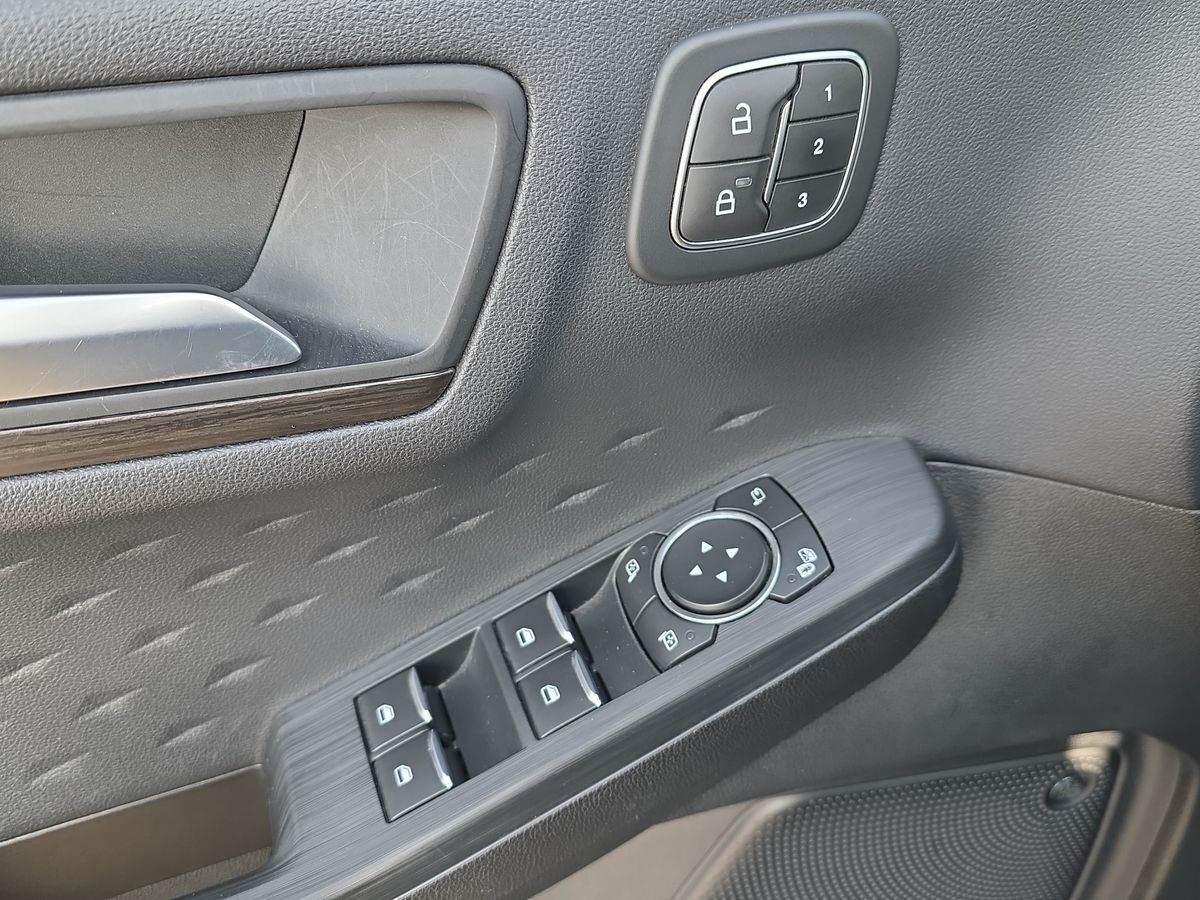 Billede af Ford Kuga 2,5 Plugin-hybrid Vignale CVT 225HK 5d Trinl. Gear