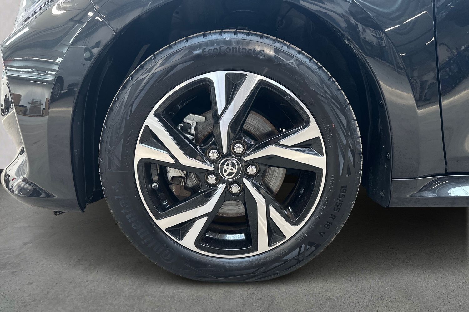 Billede af Toyota Yaris 1,5 Hybrid Style Comfort 116HK 5d Trinl. Gear