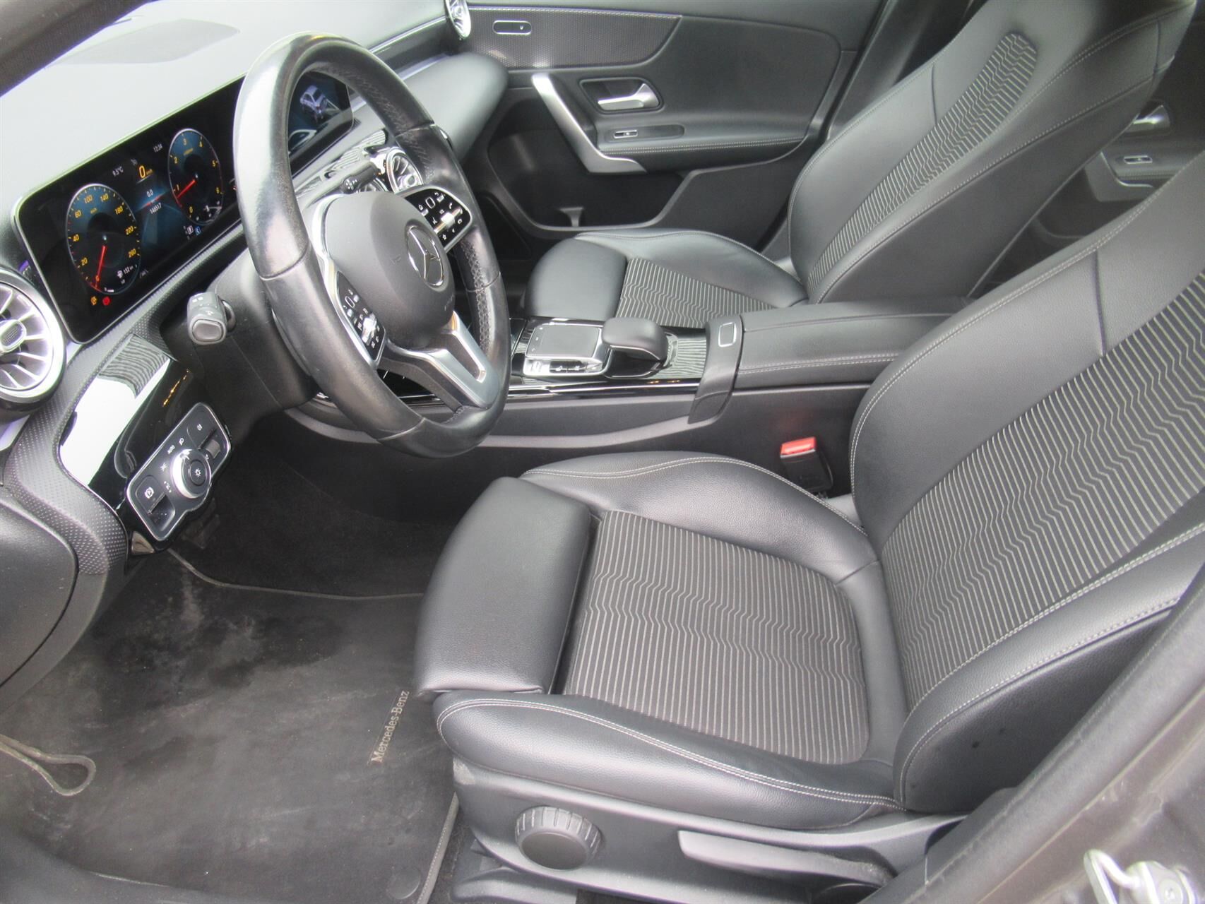 Billede af Mercedes-Benz A220 d 2,0 D Advantage 8G-DCT 190HK 8g Aut.