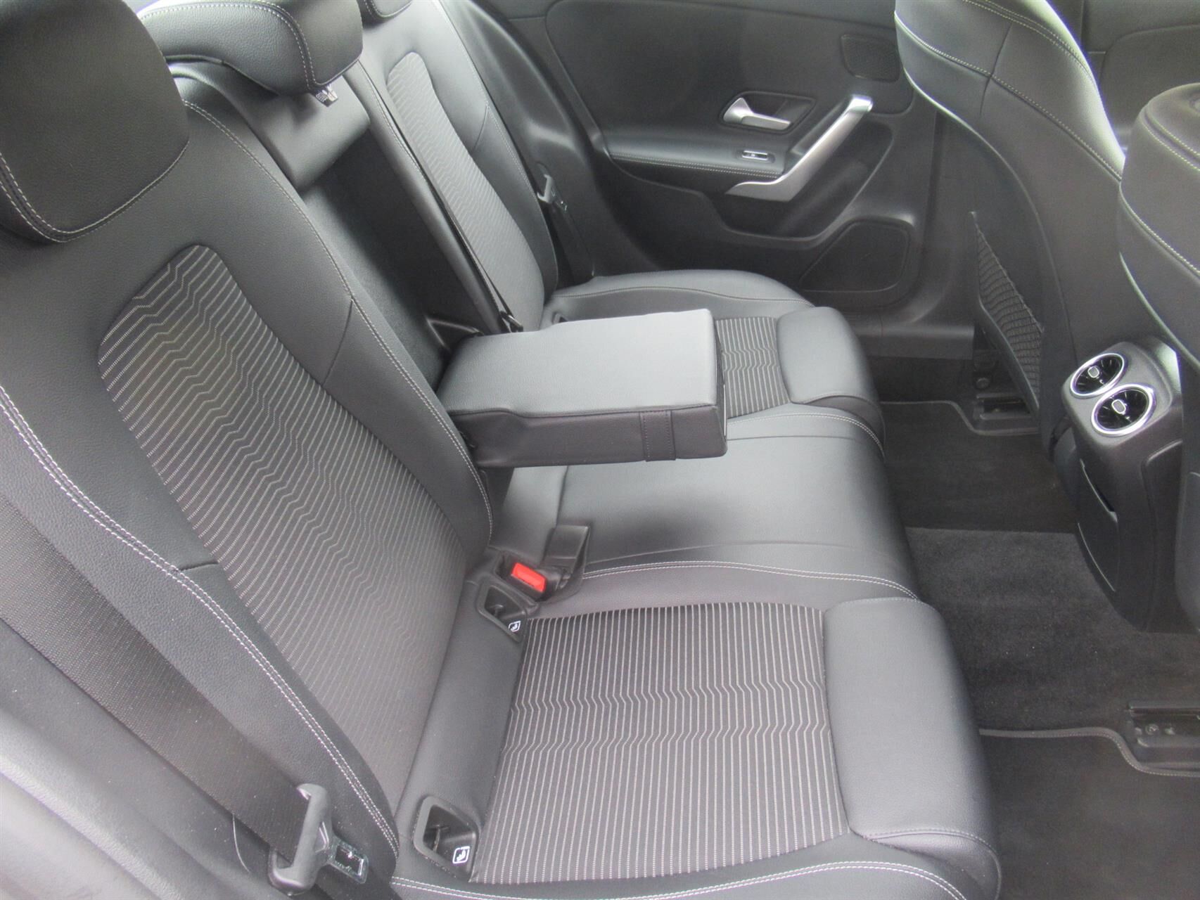 Billede af Mercedes-Benz A220 d 2,0 D Advantage 8G-DCT 190HK 8g Aut.