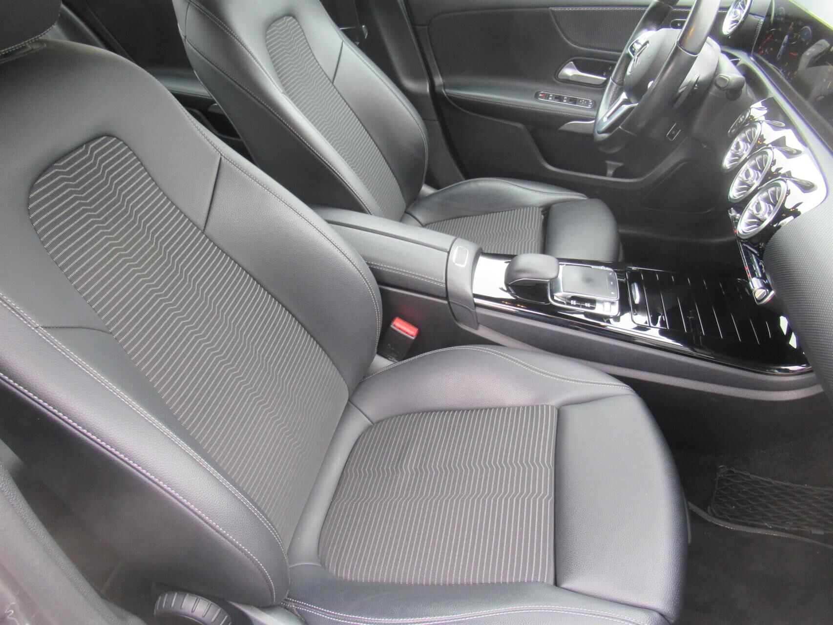 Billede af Mercedes-Benz A220 d 2,0 D Advantage 8G-DCT 190HK 8g Aut.