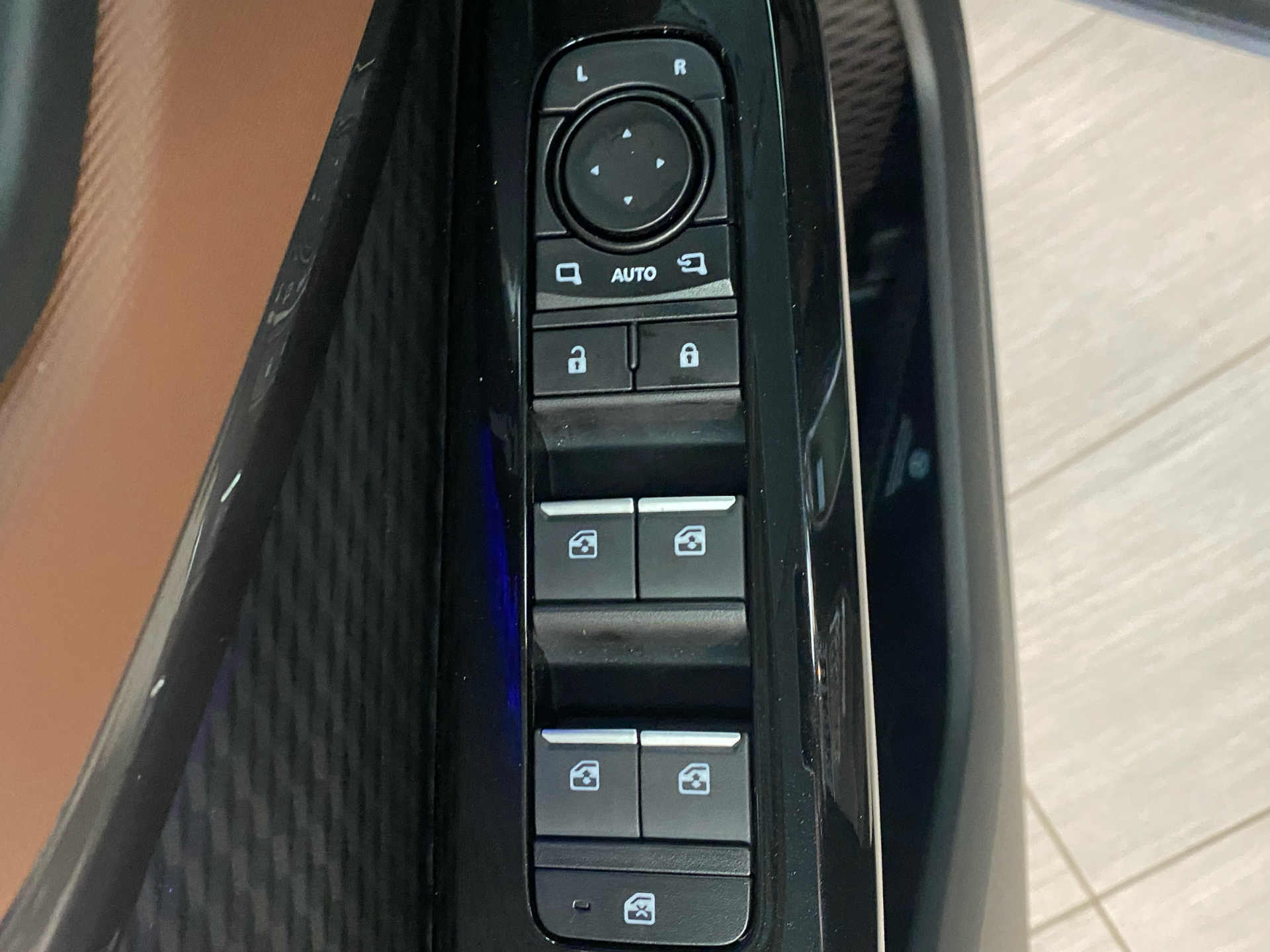 Billede af Suzuki eVitara EL Adventure 174HK 5d Aut.