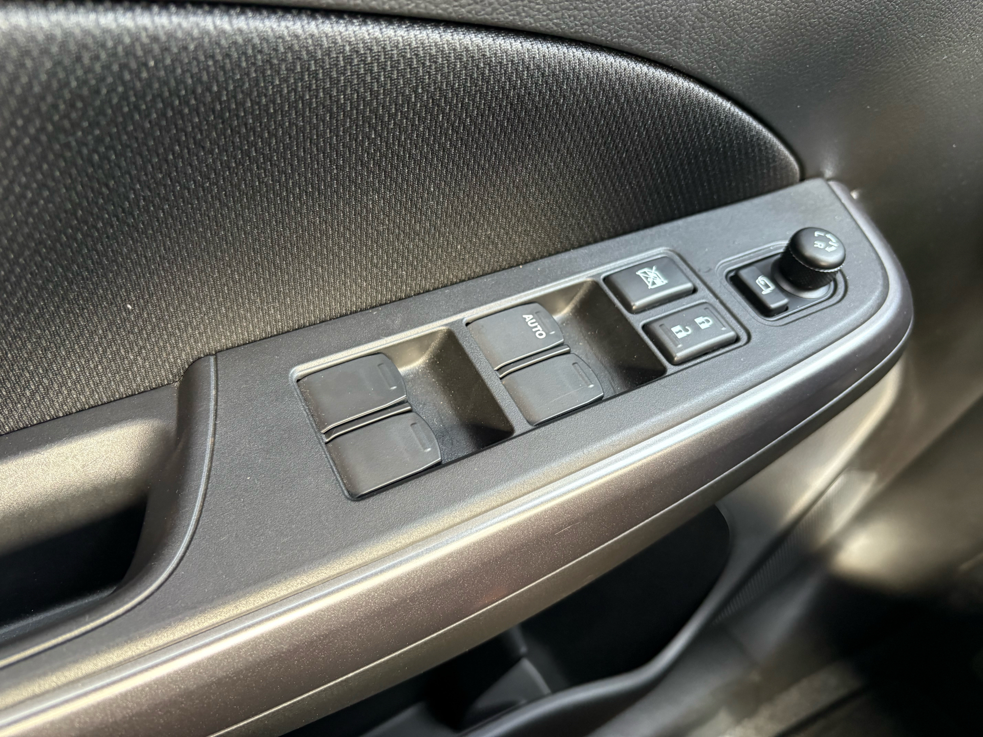 Billede af Suzuki Swift 1,2 Dualjet  Mild hybrid Exclusive AEB CVT 83HK 5d Trinl. Gear