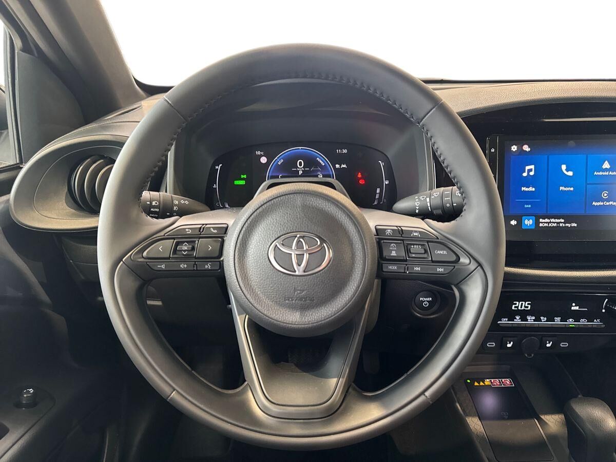 Billede af Toyota Aygo X 1,5 Hybrid Play Comfort CVT 116HK 5d Aut.