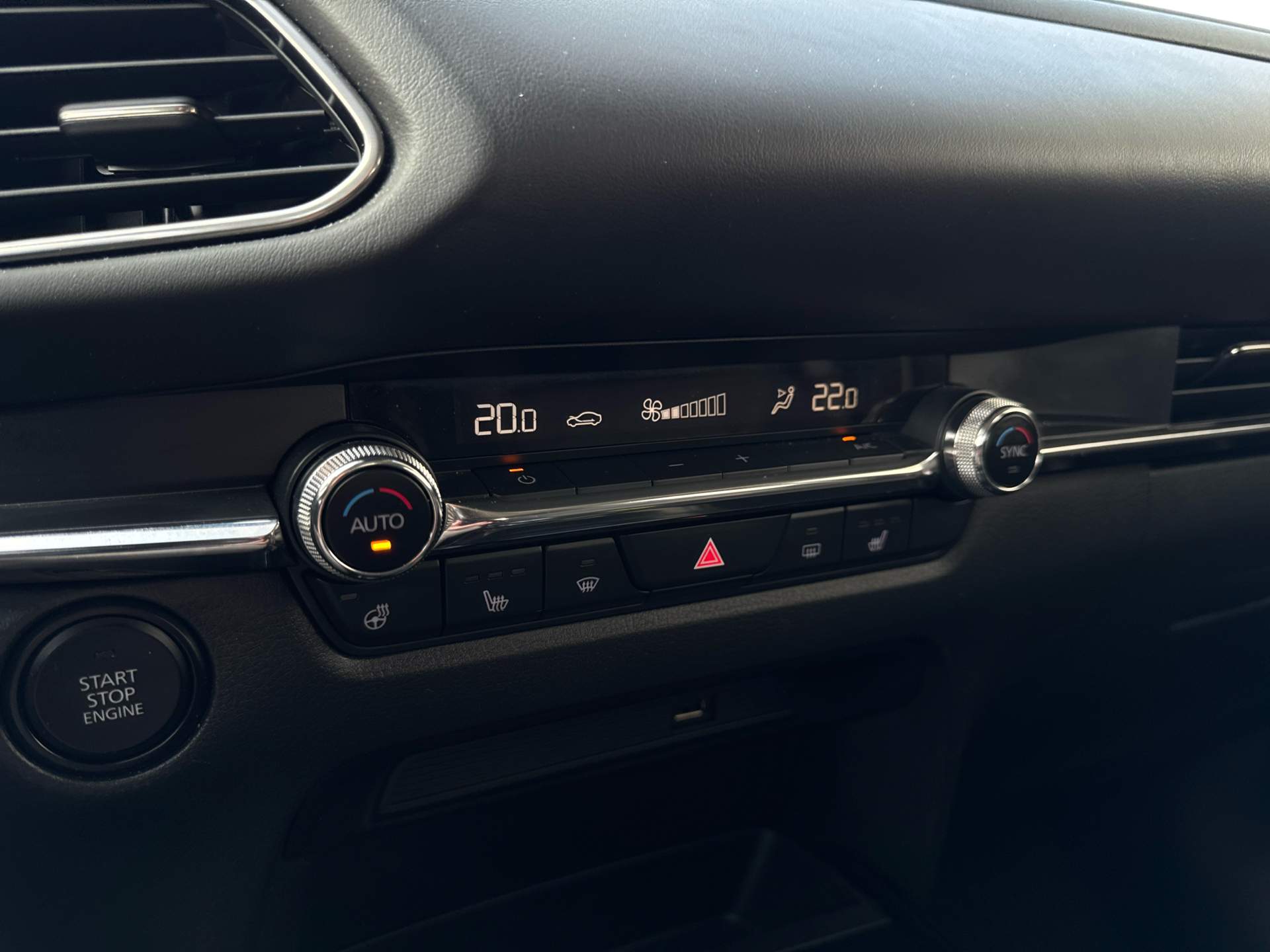 Billede af Mazda CX-30 2,0 Skyactiv-X  Mild hybrid Sky 180HK 5d 6g