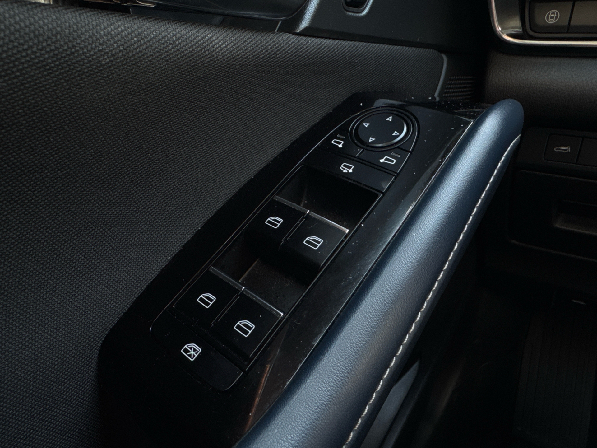 Billede af Mazda CX-30 2,0 Skyactiv-X  Mild hybrid Sky 180HK 5d 6g