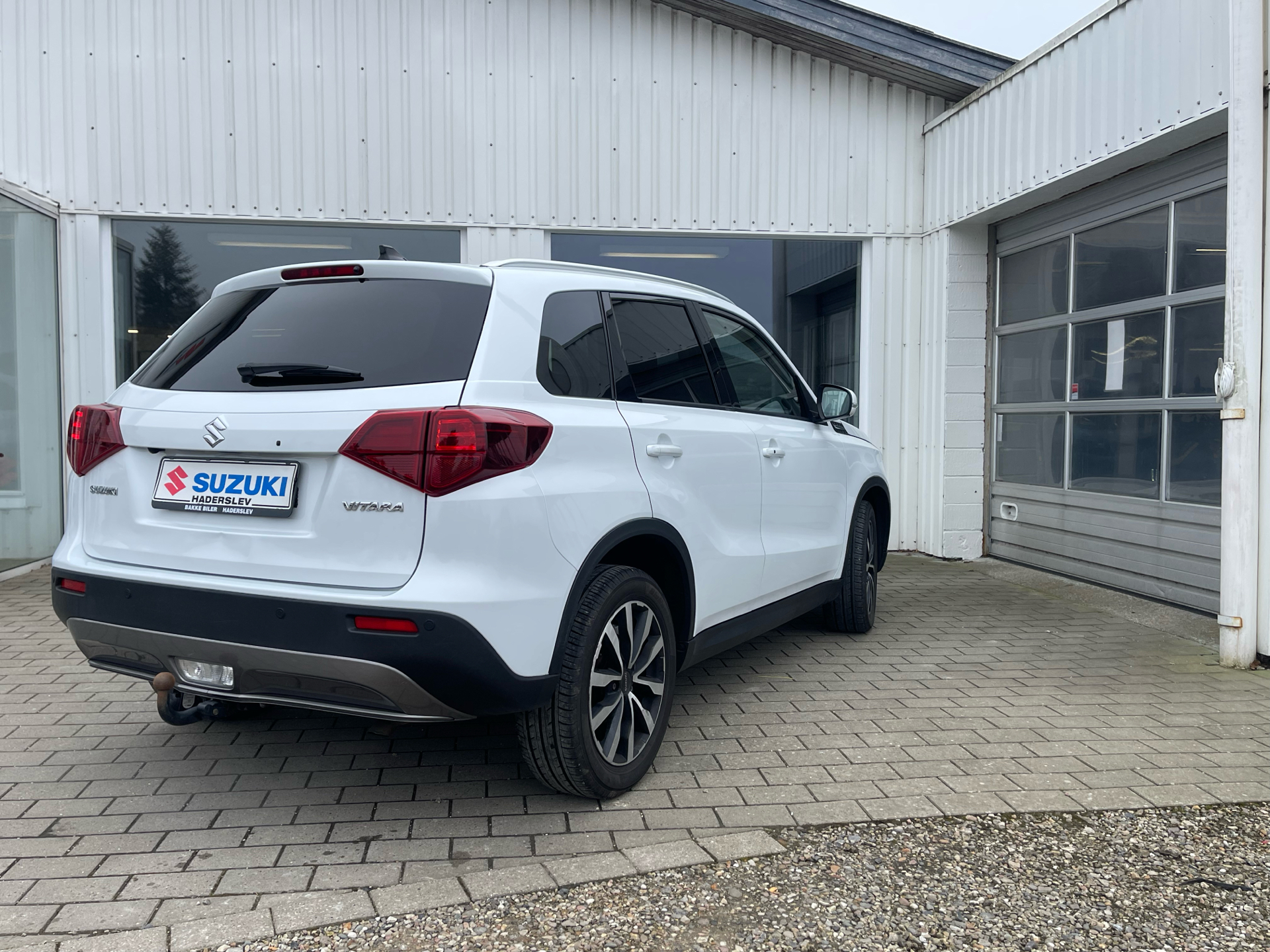 Billede af Suzuki Vitara 1,4 Boosterjet Adventure 140HK 5d 6g Aut.