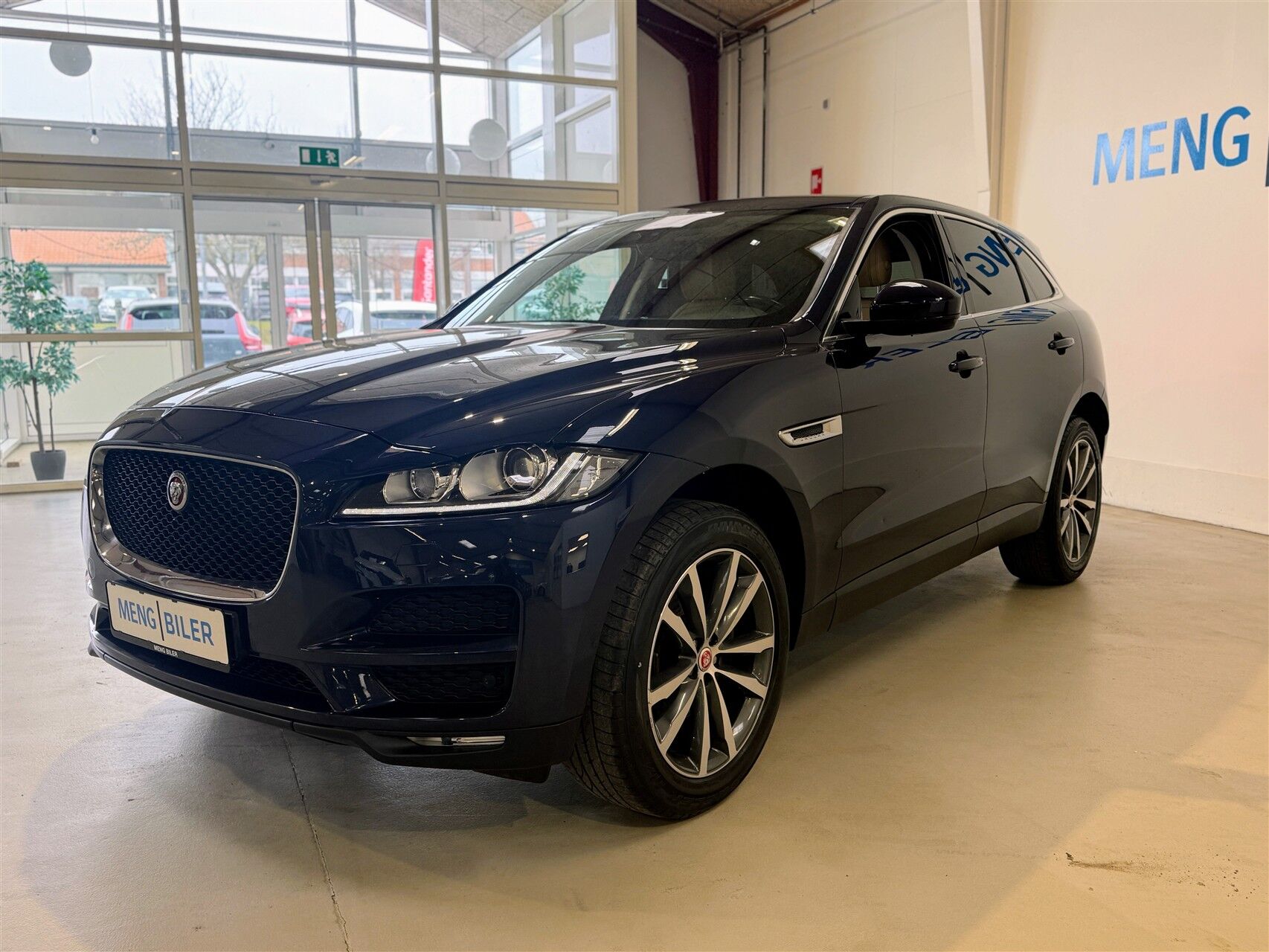 Billede af Jaguar F-PACE 2,0 D R-Sport AWD 180HK 5d 8g Aut.