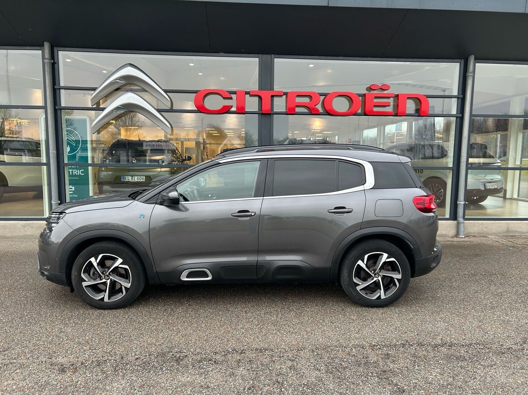 Billede af Citroën C5 Aircross 1,6 Plugin-hybrid Iconic Black Edition EAT8 225HK 5d 8g Aut.