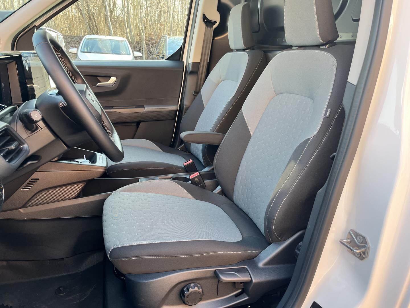 Billede af Ford E-Transit Courier EL Limited 136HK Van Aut.