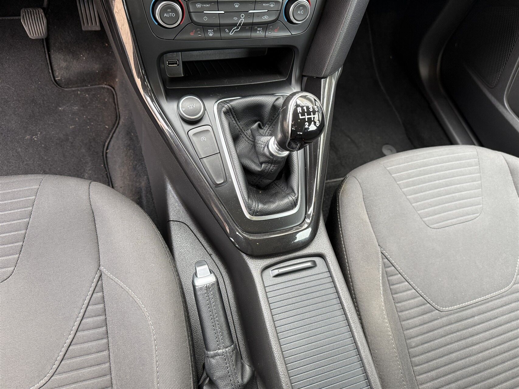 Billede af Ford Focus 1,0 EcoBoost Titanium 125HK Stc 6g