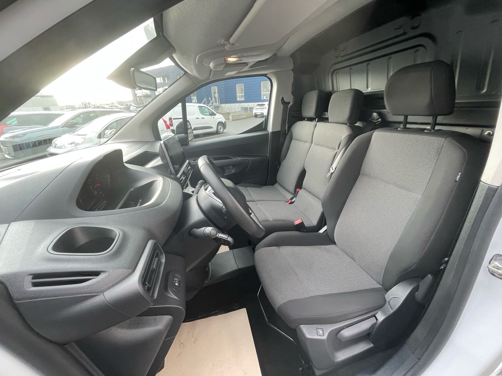 Billede af Peugeot Partner L1 V1 1,5 BlueHDi Plus 100HK Van