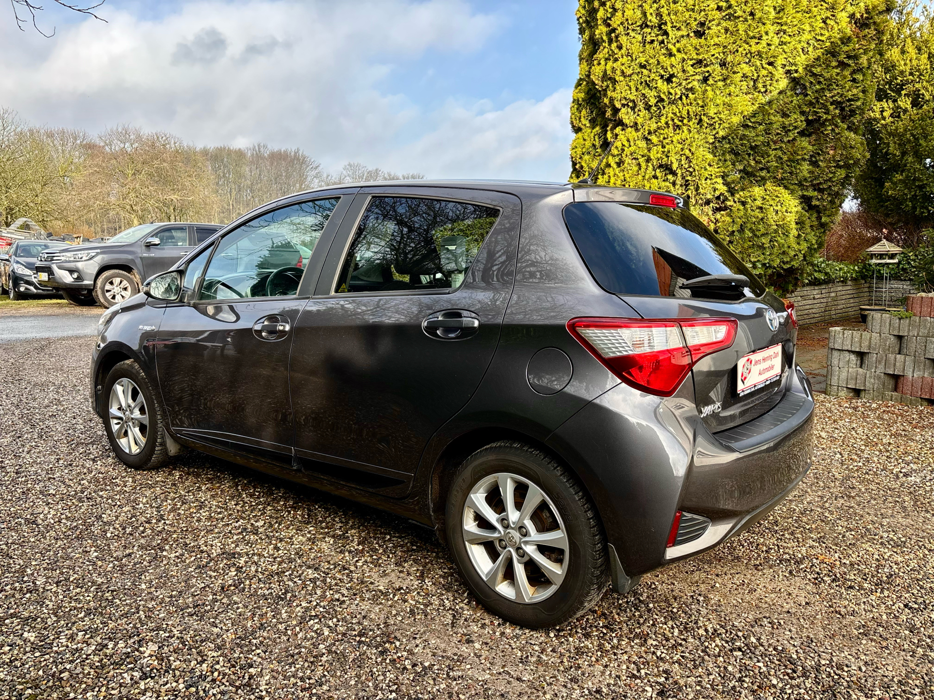 Billede af Toyota Yaris 1,5 Hybrid H2 Premium E-CVT 100HK 5d Trinl. Gear