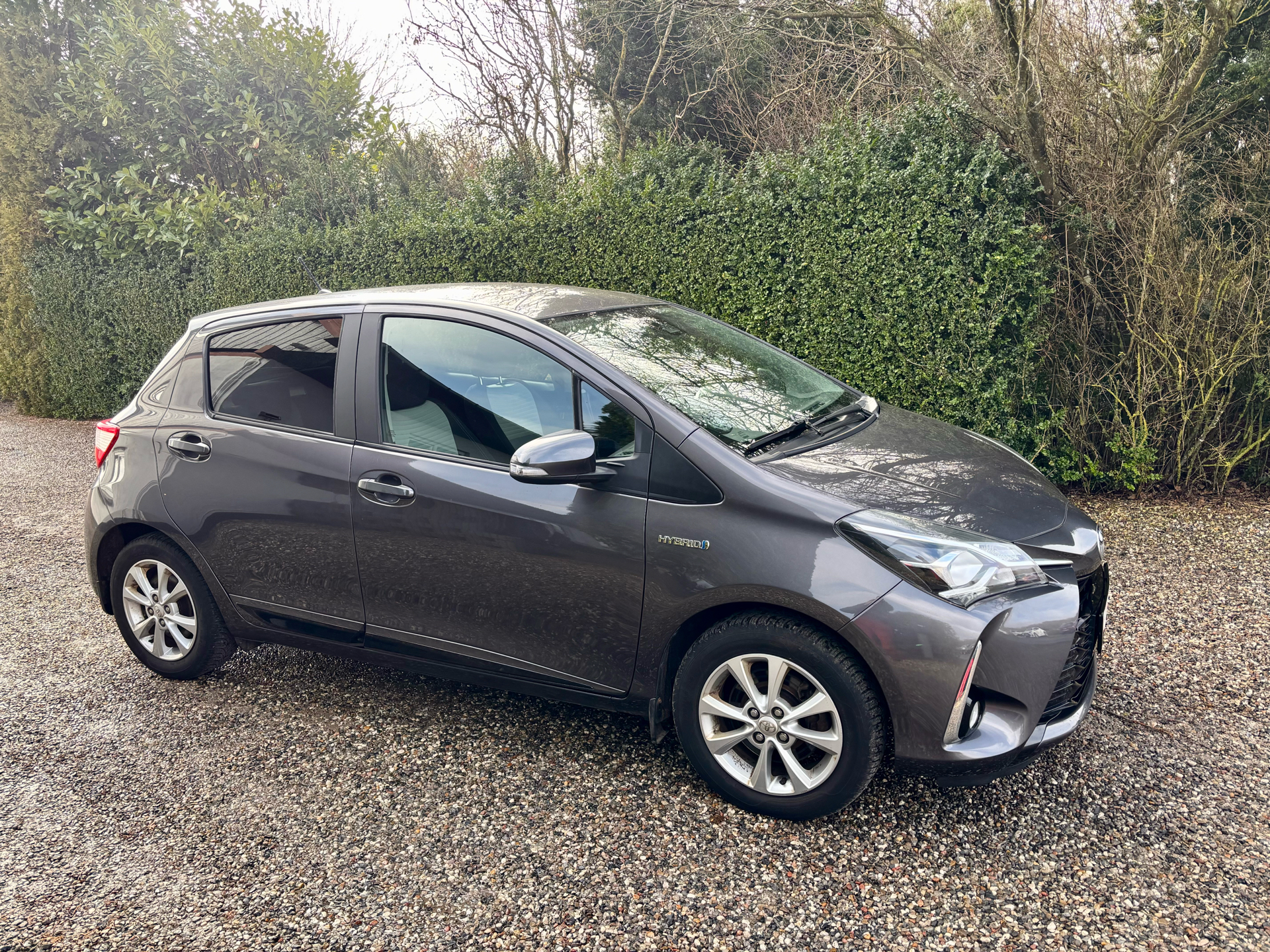 Billede af Toyota Yaris 1,5 Hybrid H2 Premium E-CVT 100HK 5d Trinl. Gear