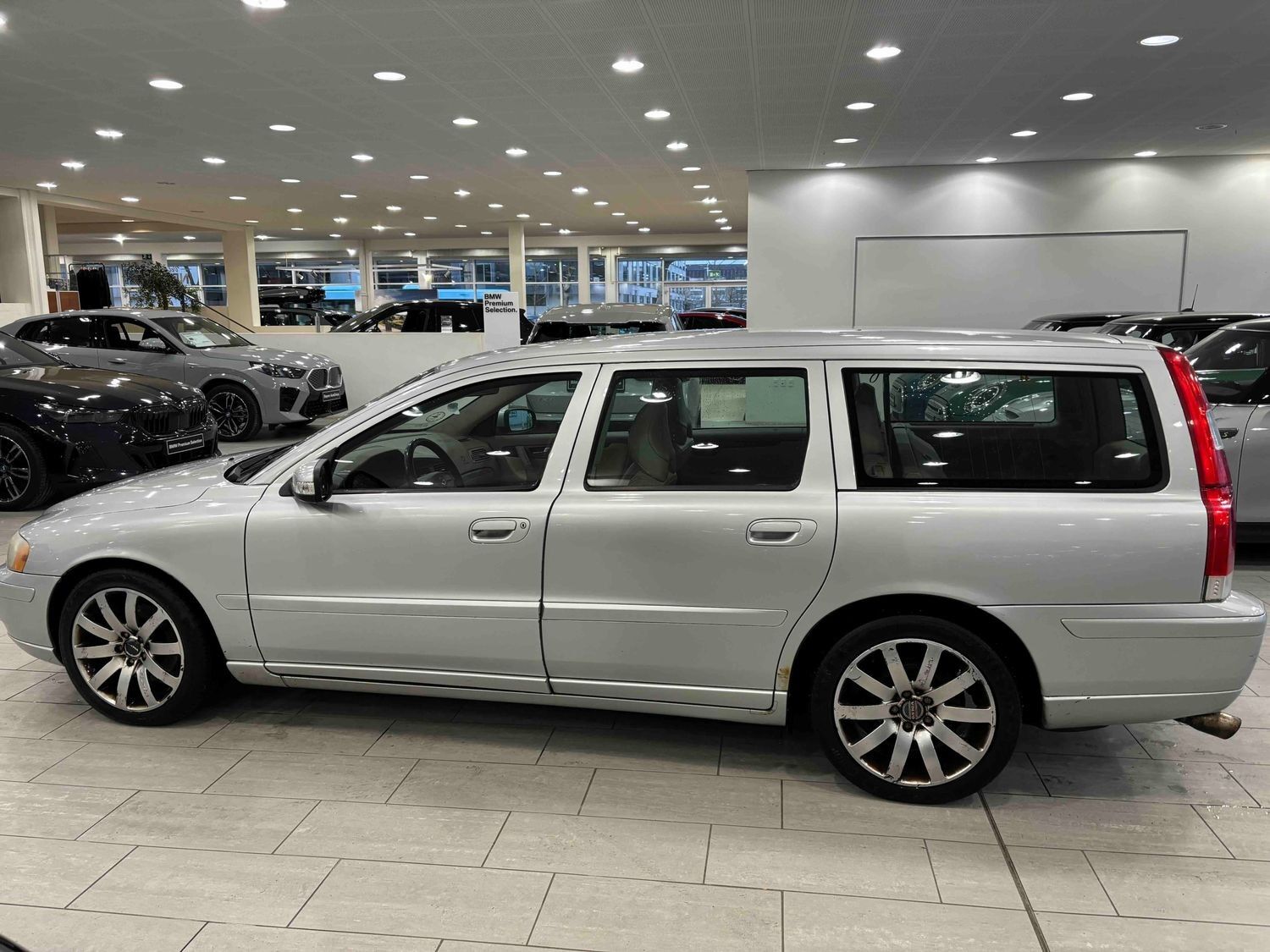 Billede af Volvo V70 2,4 140HK Stc Aut.