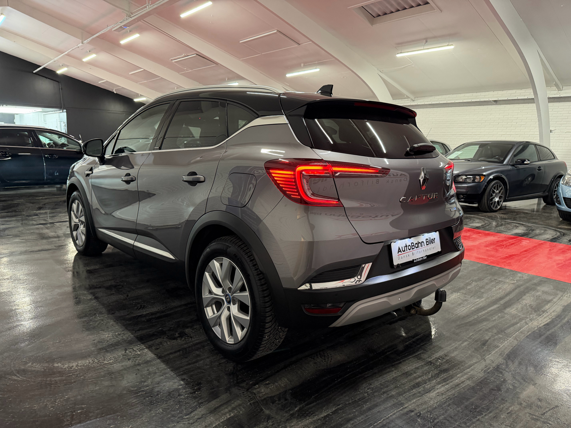 Billede af Renault Captur 1,6 E-TECH  Plugin-hybrid Intens 160HK 5d Aut.