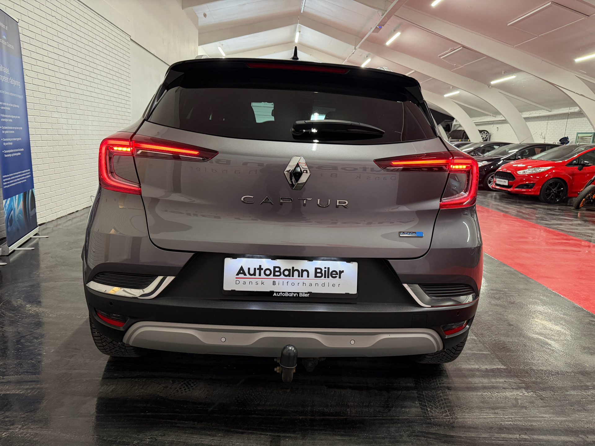 Billede af Renault Captur 1,6 E-TECH  Plugin-hybrid Intens 160HK 5d Aut.