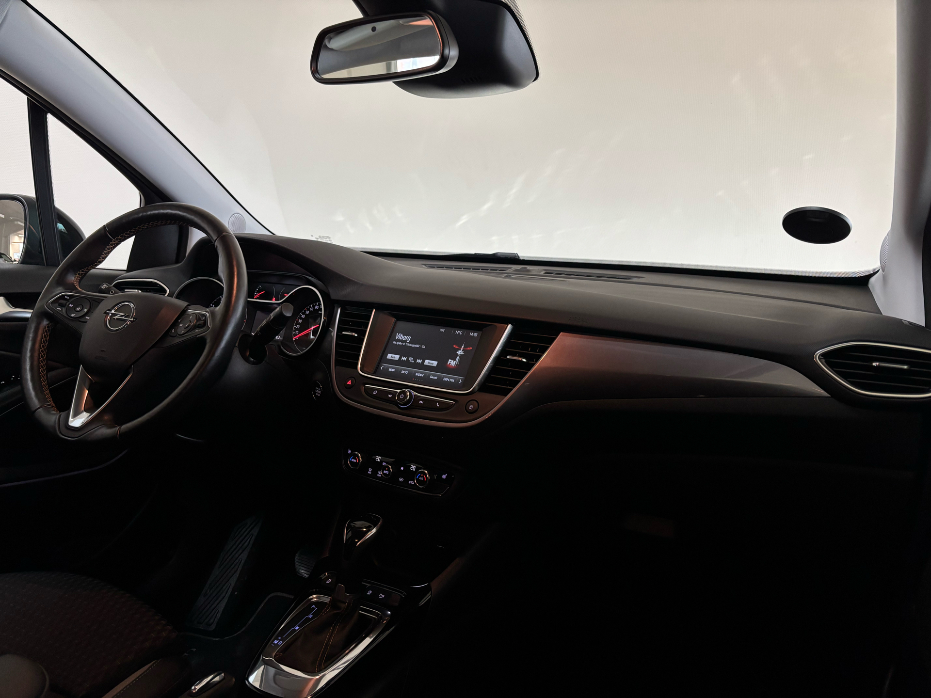 Billede af Opel Crossland X 1,2 T Exclusive Start/Stop 130HK 5d 6g Aut.