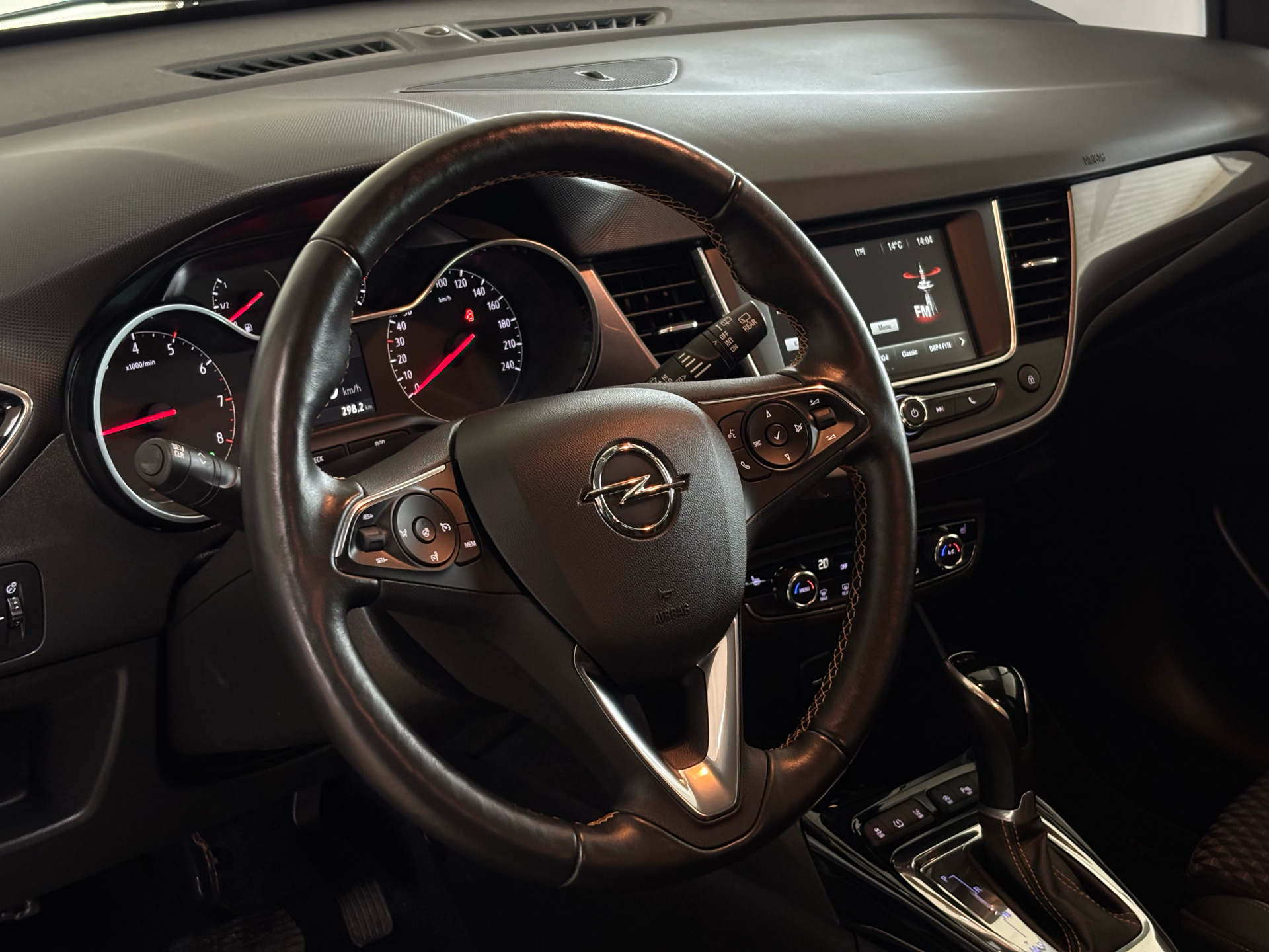 Billede af Opel Crossland X 1,2 T Exclusive Start/Stop 130HK 5d 6g Aut.